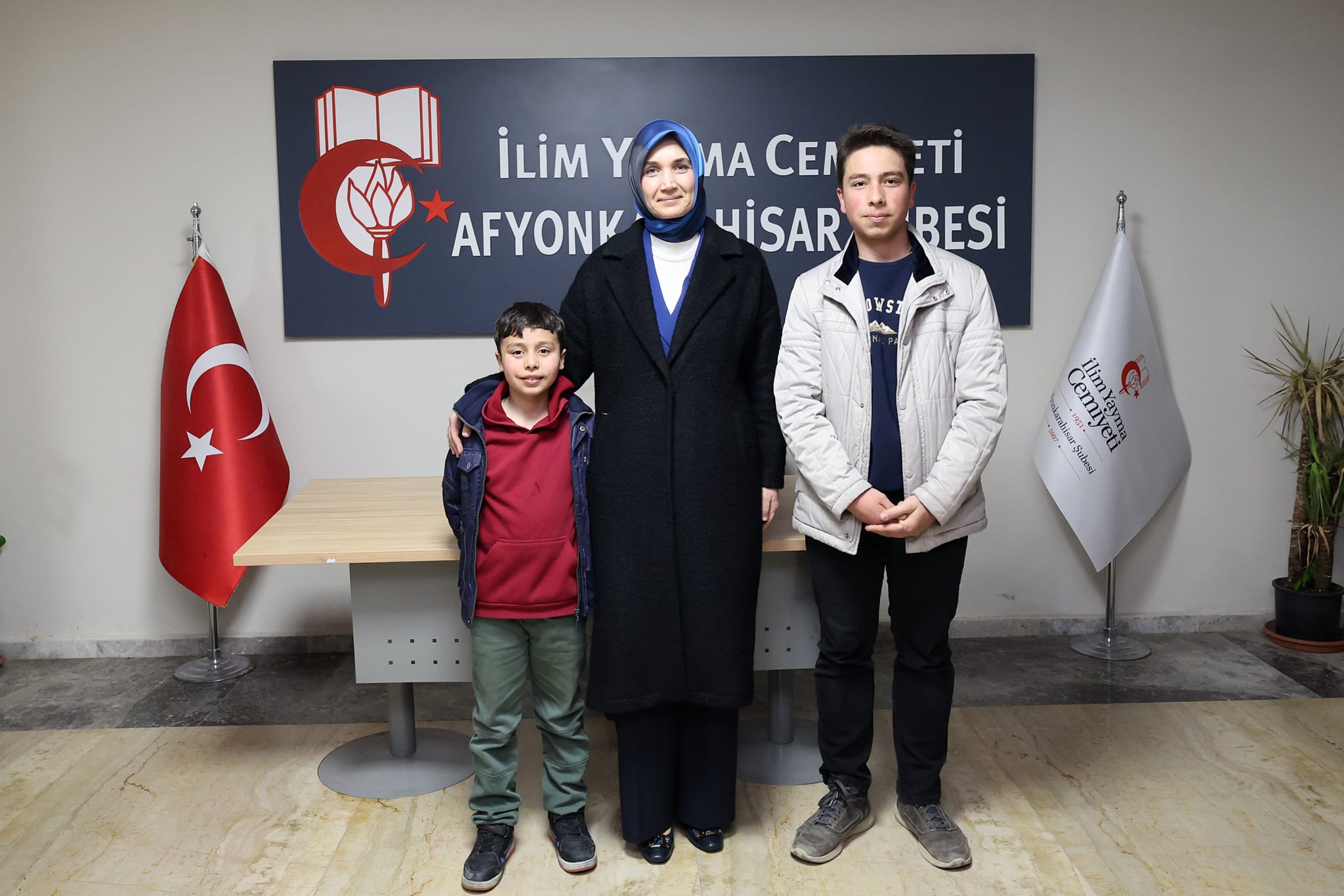 İLİM YAYMA CEMİYETİNİN İFTARINA KATILDILAR