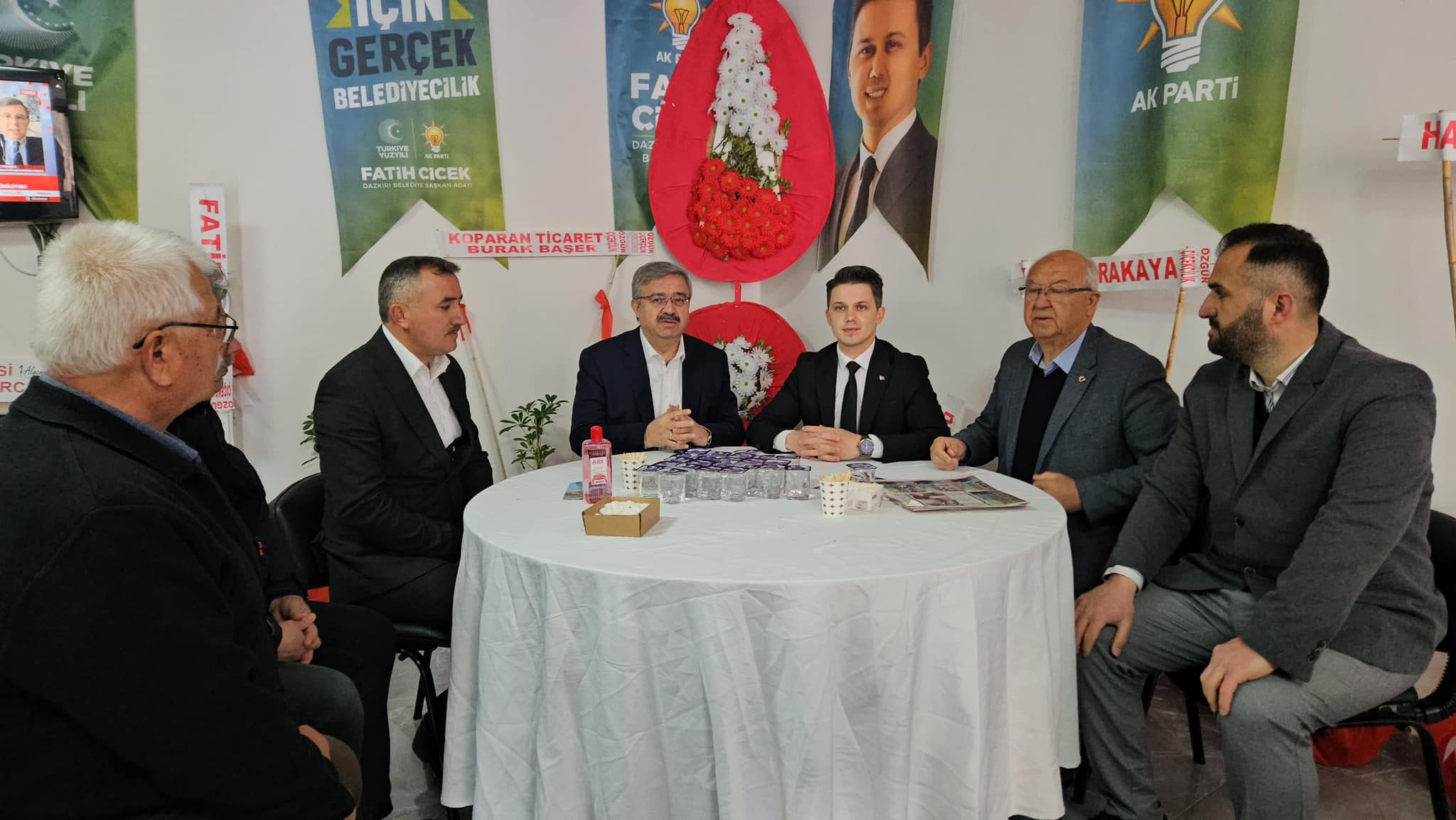 "FATİH ÇİÇEK DAZKIRI'YA HİZMET İÇİN HAZIR"