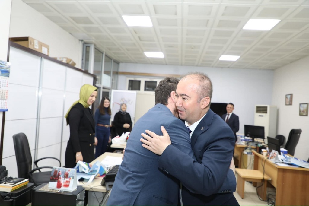 "AFYONKARAHİSAR İÇİN ÇALIŞMAYA DEVAM EDECEĞİZ"