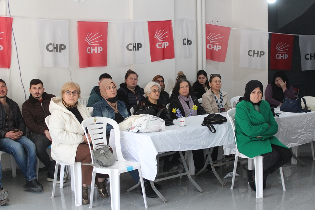 BAŞKAN ADAYI BURCU KÖKSAL ŞEHİR İÇİN YENİLİKLERİNİ AÇIKLADI