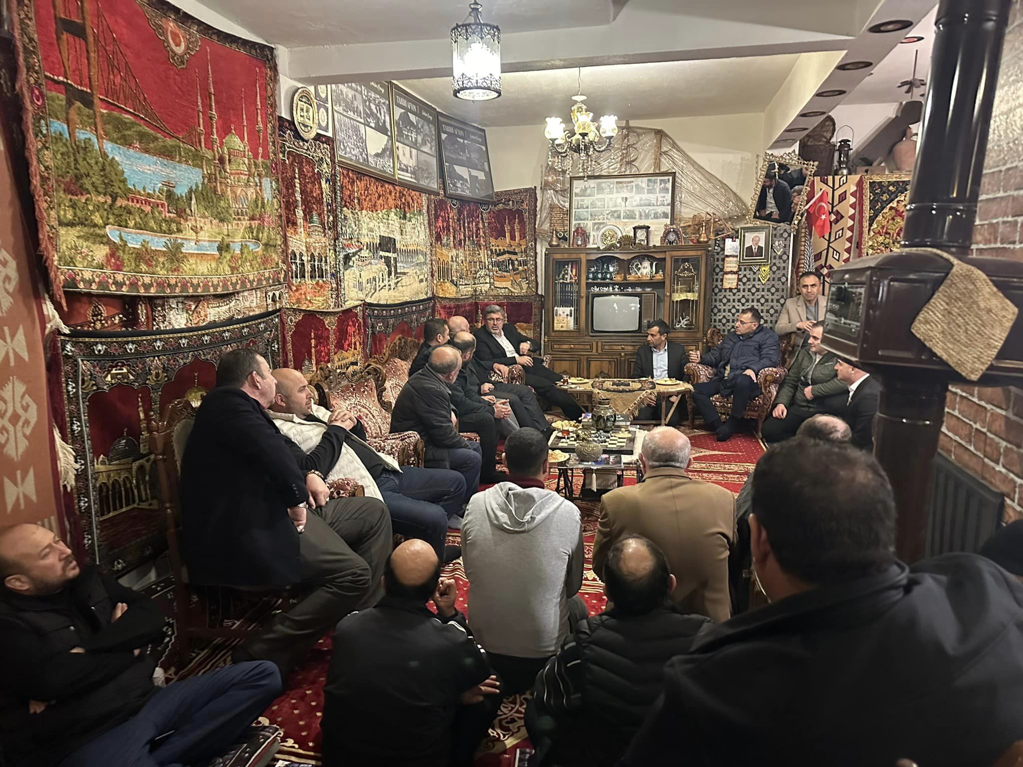 ULUÇAY  TARİHİ KONAĞI ZİYARET ETTİ