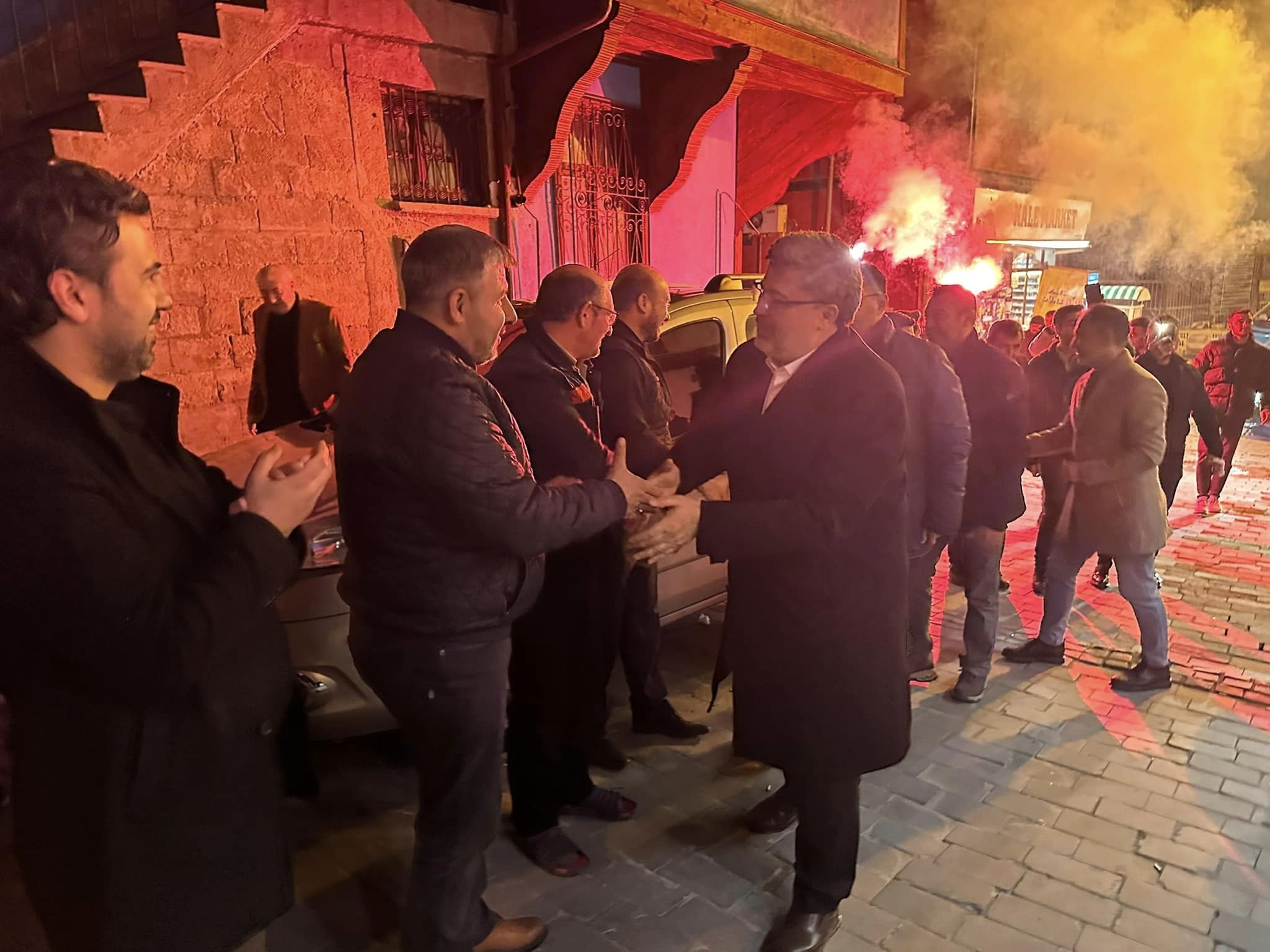 ULUÇAY  TARİHİ KONAĞI ZİYARET ETTİ