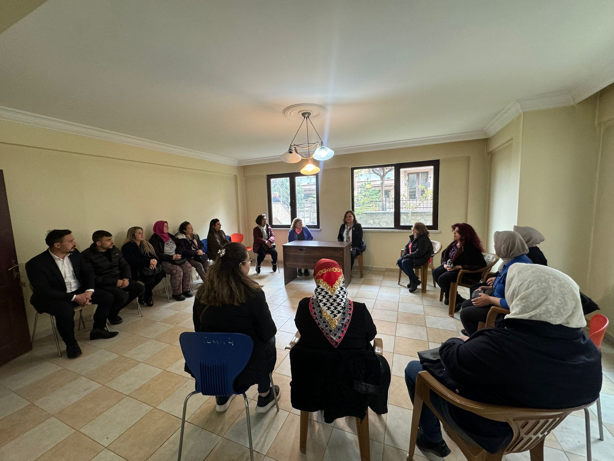 KÖKSAL  KİMSESİZ ÇOCUKLAR DERNEĞİ'Nİ ZİYARET ETTİ