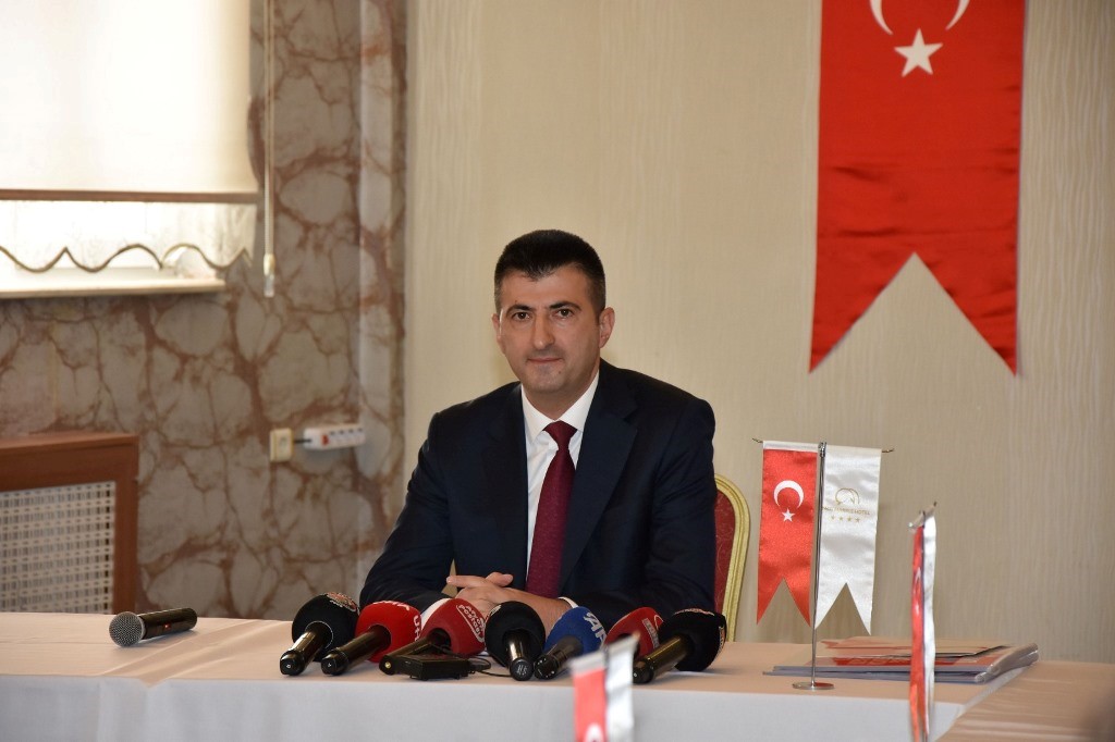 MEHMET ALİ ÇELEBİ'DEN BURCU KÖKSAL'A JET YANIT
