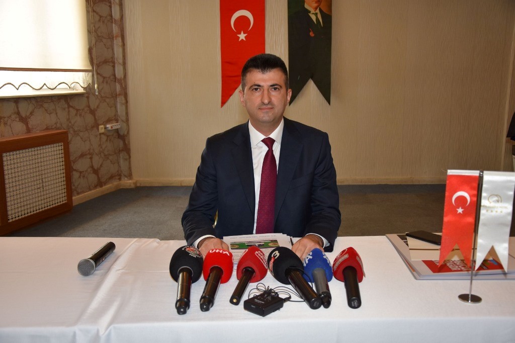 MEHMET ALİ ÇELEBİ'DEN BURCU KÖKSAL'A JET YANIT