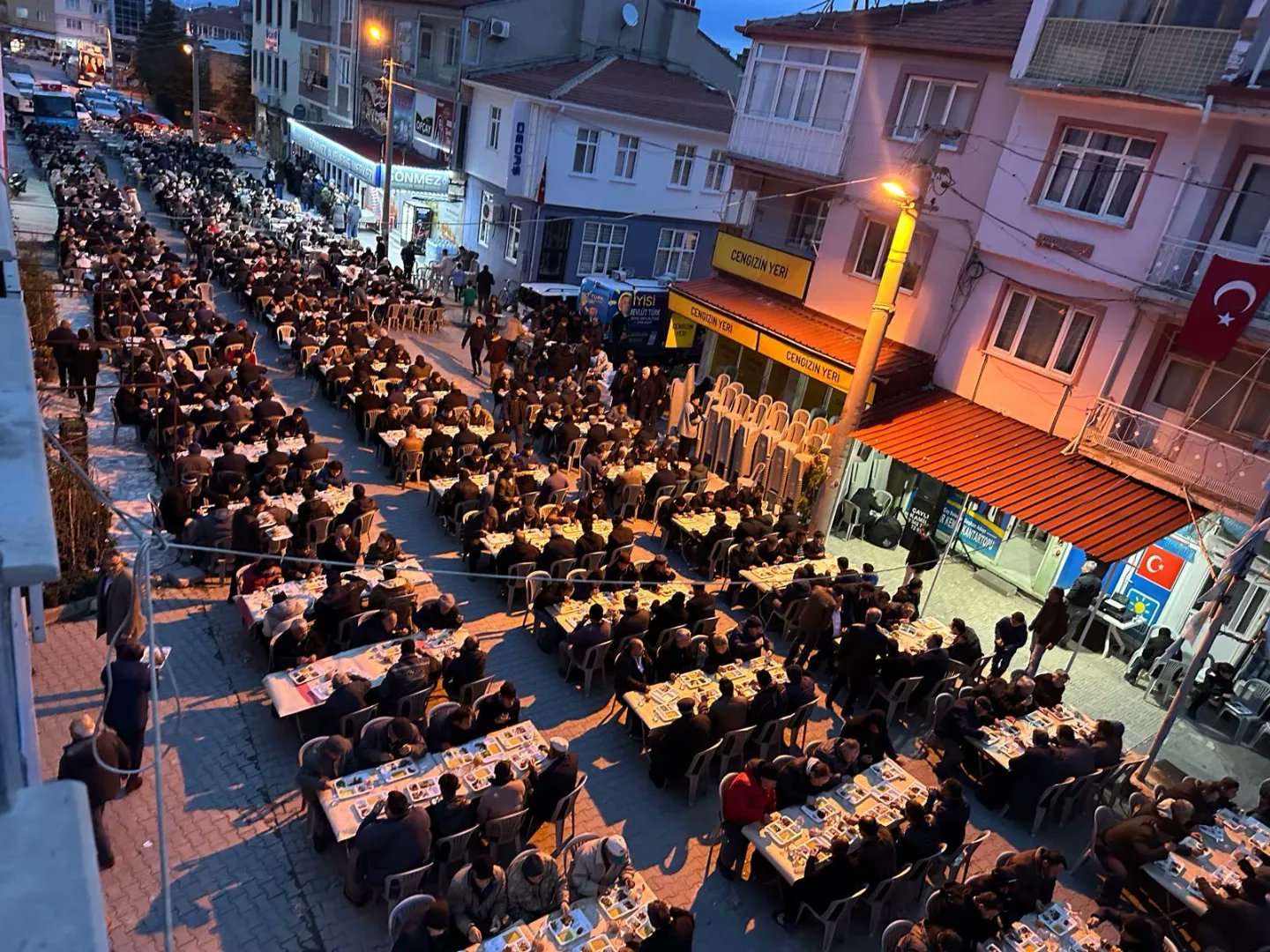 OLGUN ÇAY TEŞKİLATI İLE İFTAR'DA BULUŞTU