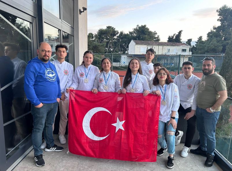 Emir Murat Özdilek Mesleki ve Teknik Anadolu Lisesi Öğrencilerinden Gurur Verici Performans