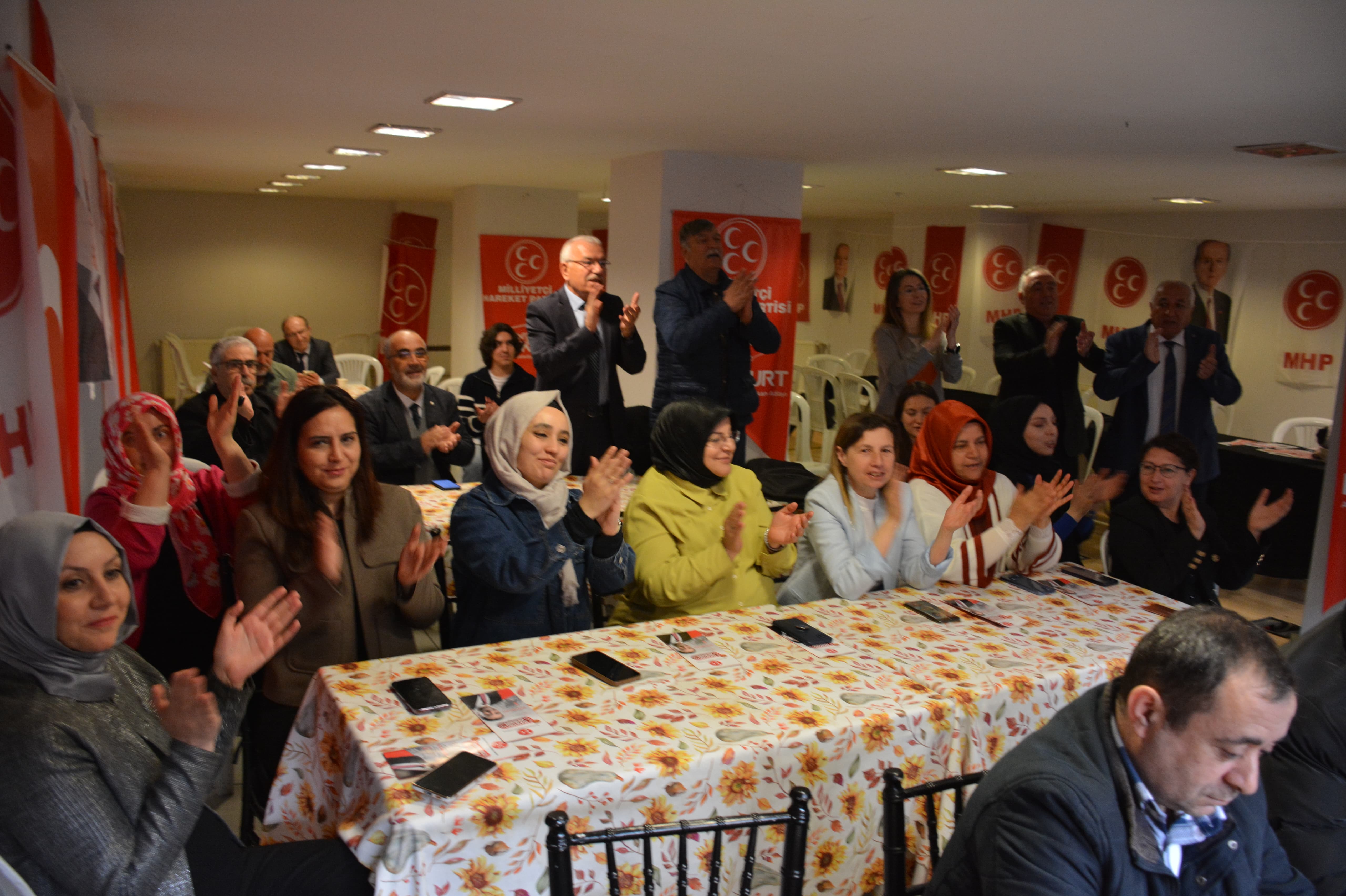 AFYONKARAHİSAR'DA SİYASİ ARENAYA BOMBA ETKİSİ!