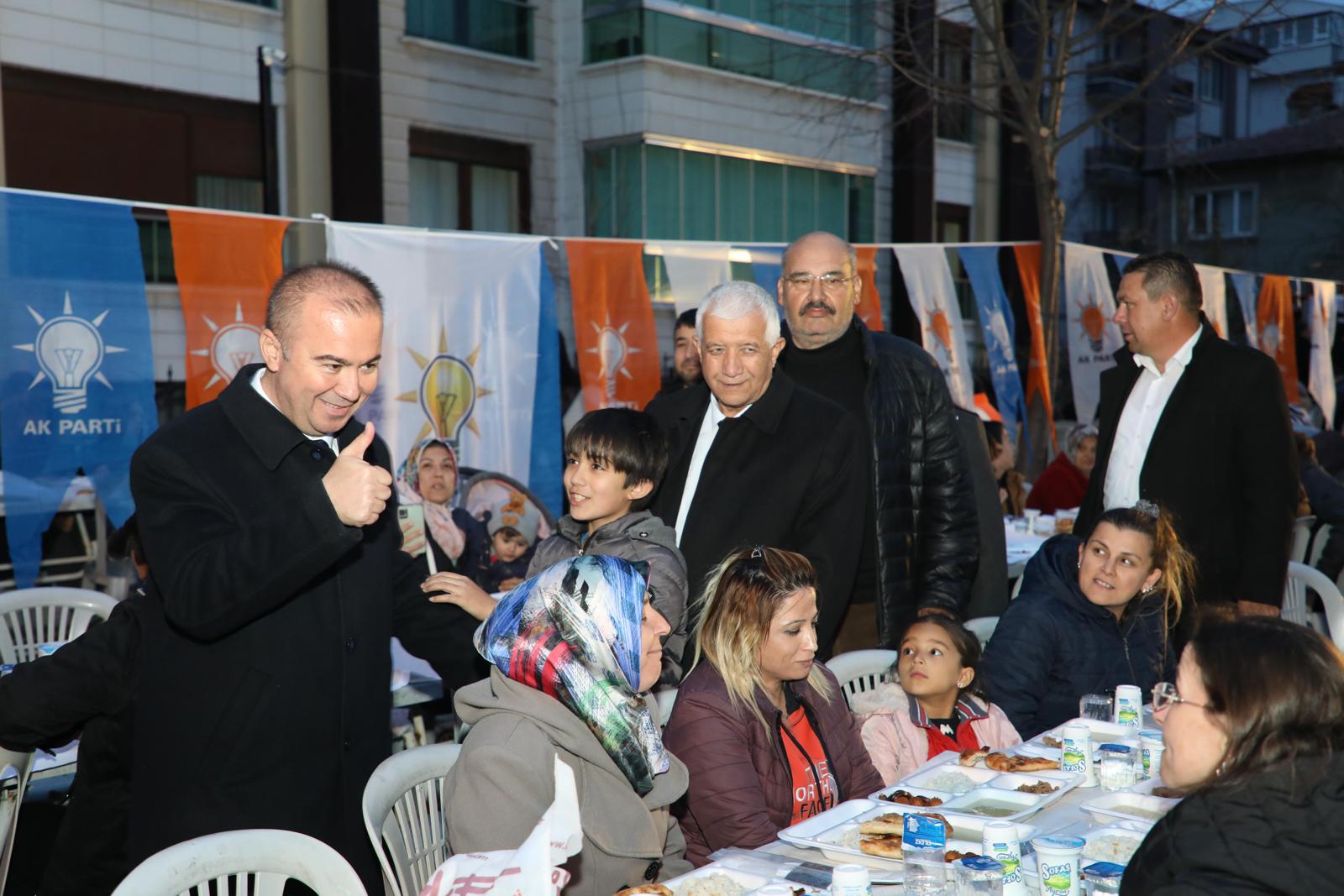 AK Partili Uluçay  ''1 Nisan Sabahı Hizmete Başlıyoruz''