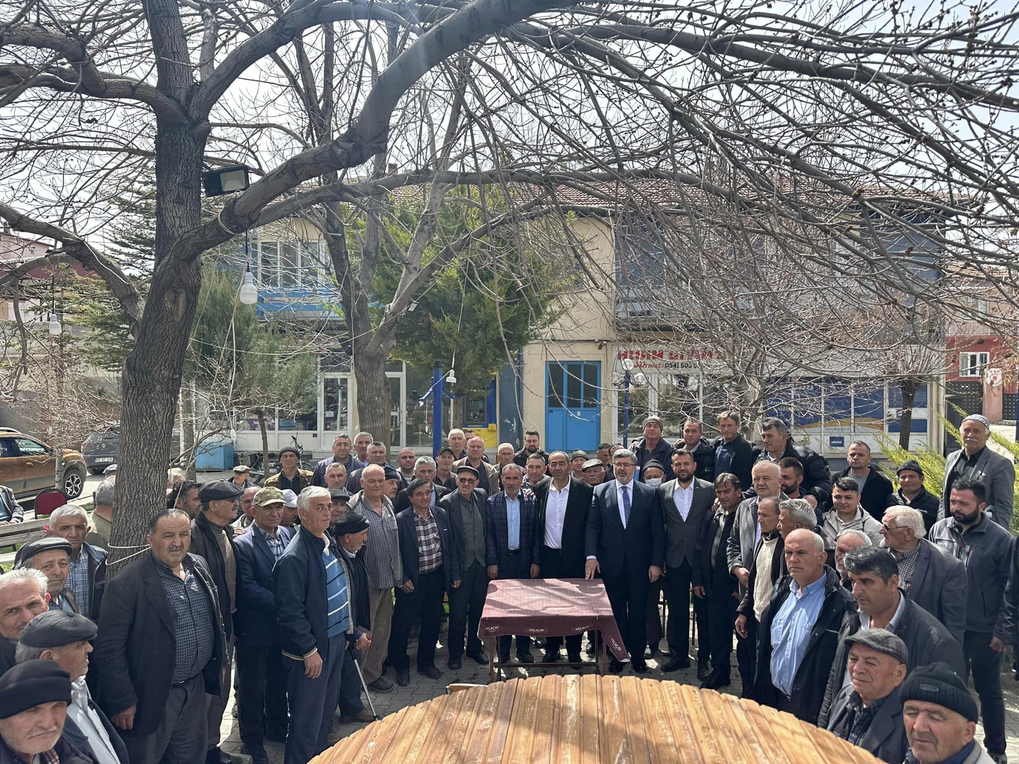 ÖZKAYA: "KARAADİLLİ'DE GERÇEK BELEDİYECİLİK HİZMETİ DEVAM EDECEK"