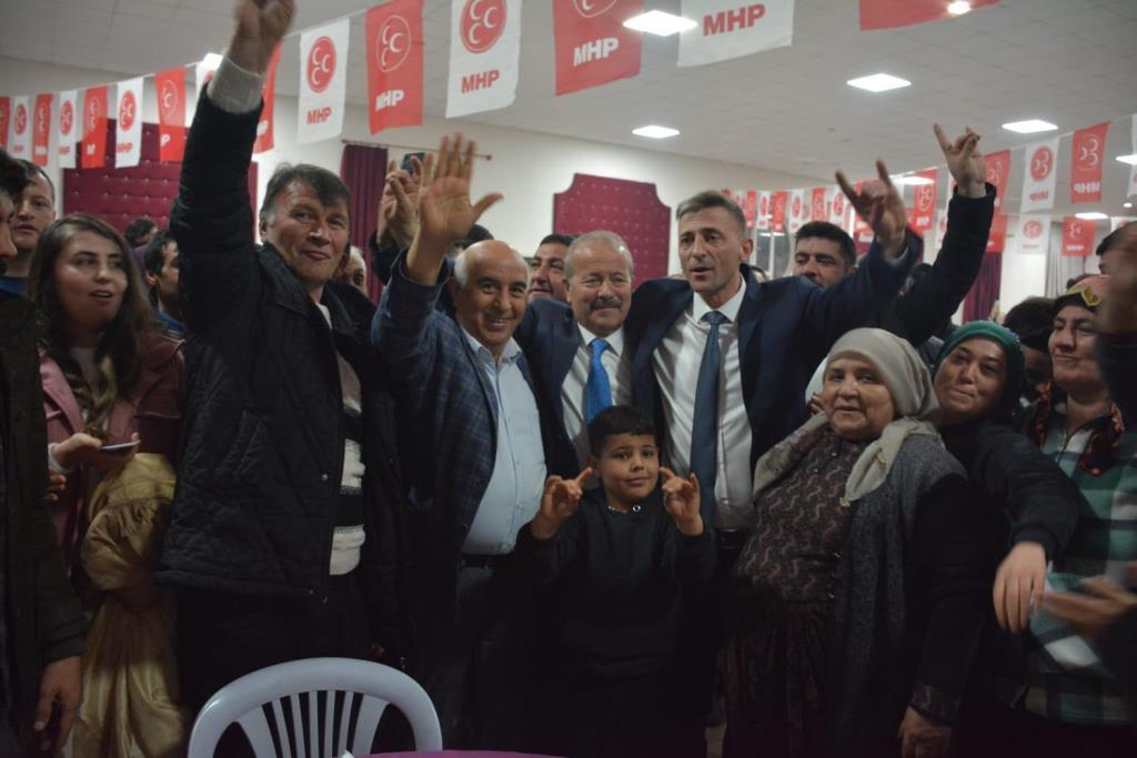 TAYTAK, "SİNANPAŞA OVASINDA 3 HİLALİ DALGALANDIRACAĞIZ"