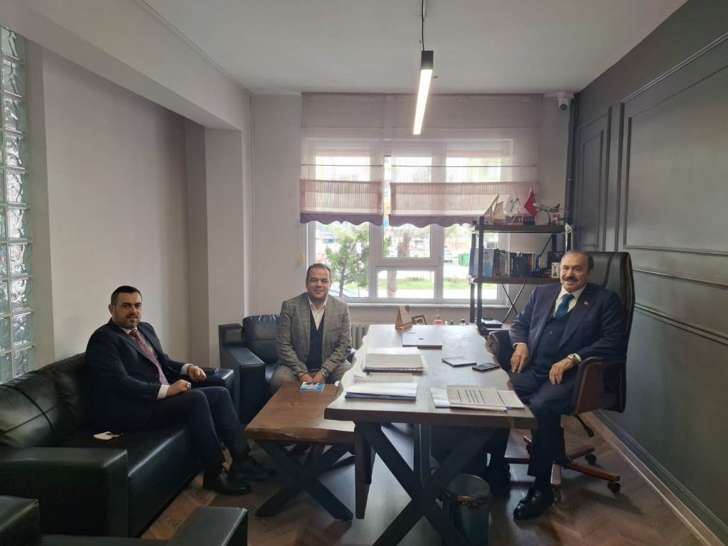 EROĞLU ARTUK'U ZİYARET ETTİ
