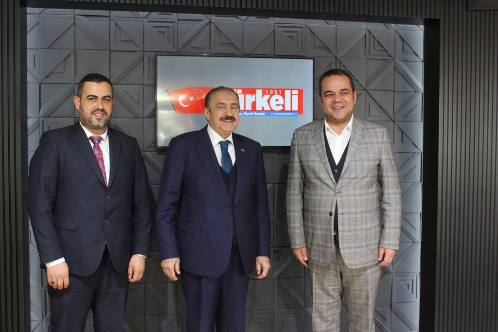 EROĞLU ARTUK'U ZİYARET ETTİ