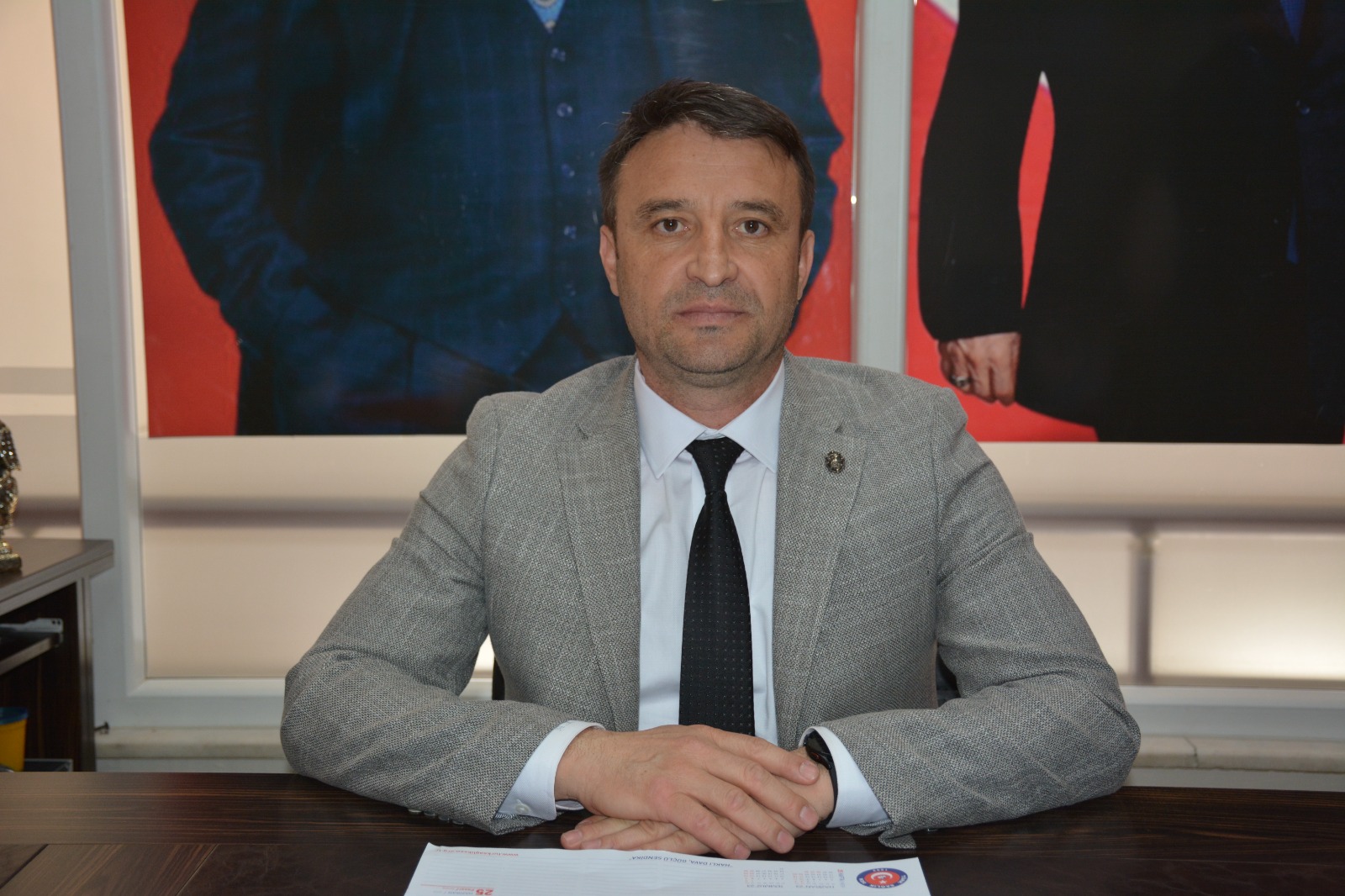 MHP TÜM KADROLARI İLE ZAFERE KOŞUYOR