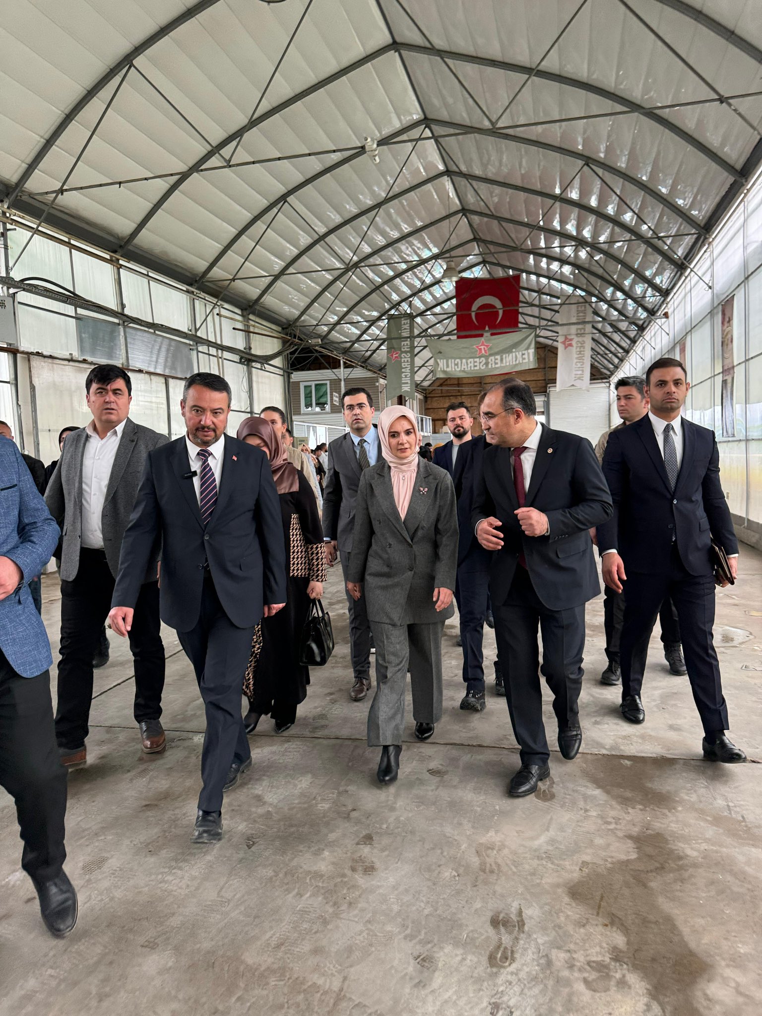 Arslan, Seraları Ziyaret Ederek Destek İstedi