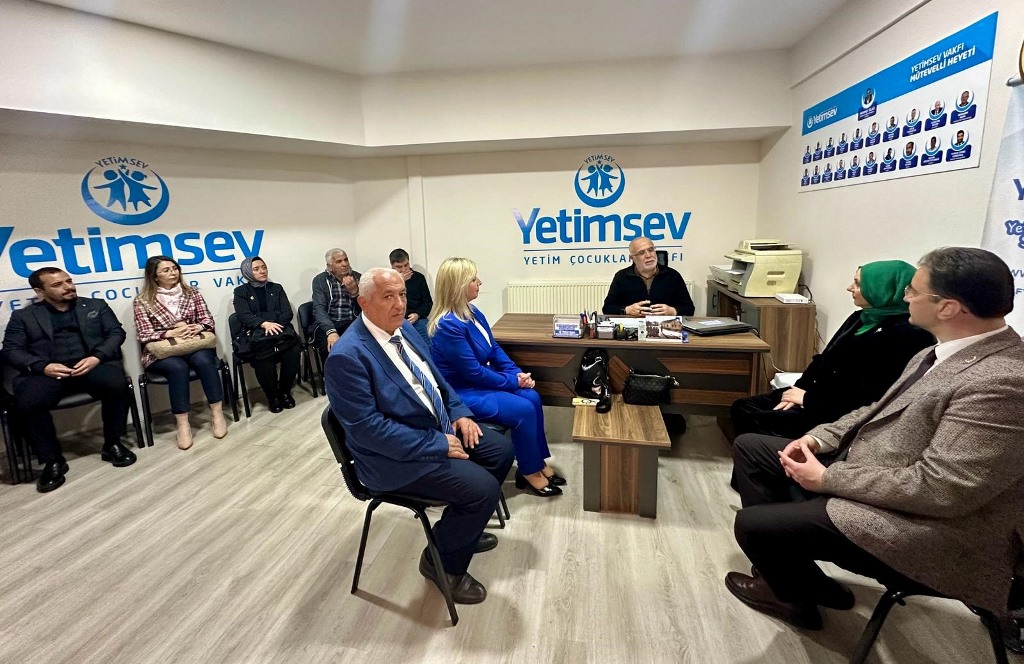 KÜÇÜKKURT YETİM ÇOCUKLAR VAKFI'NI ZİYARET ETTİ