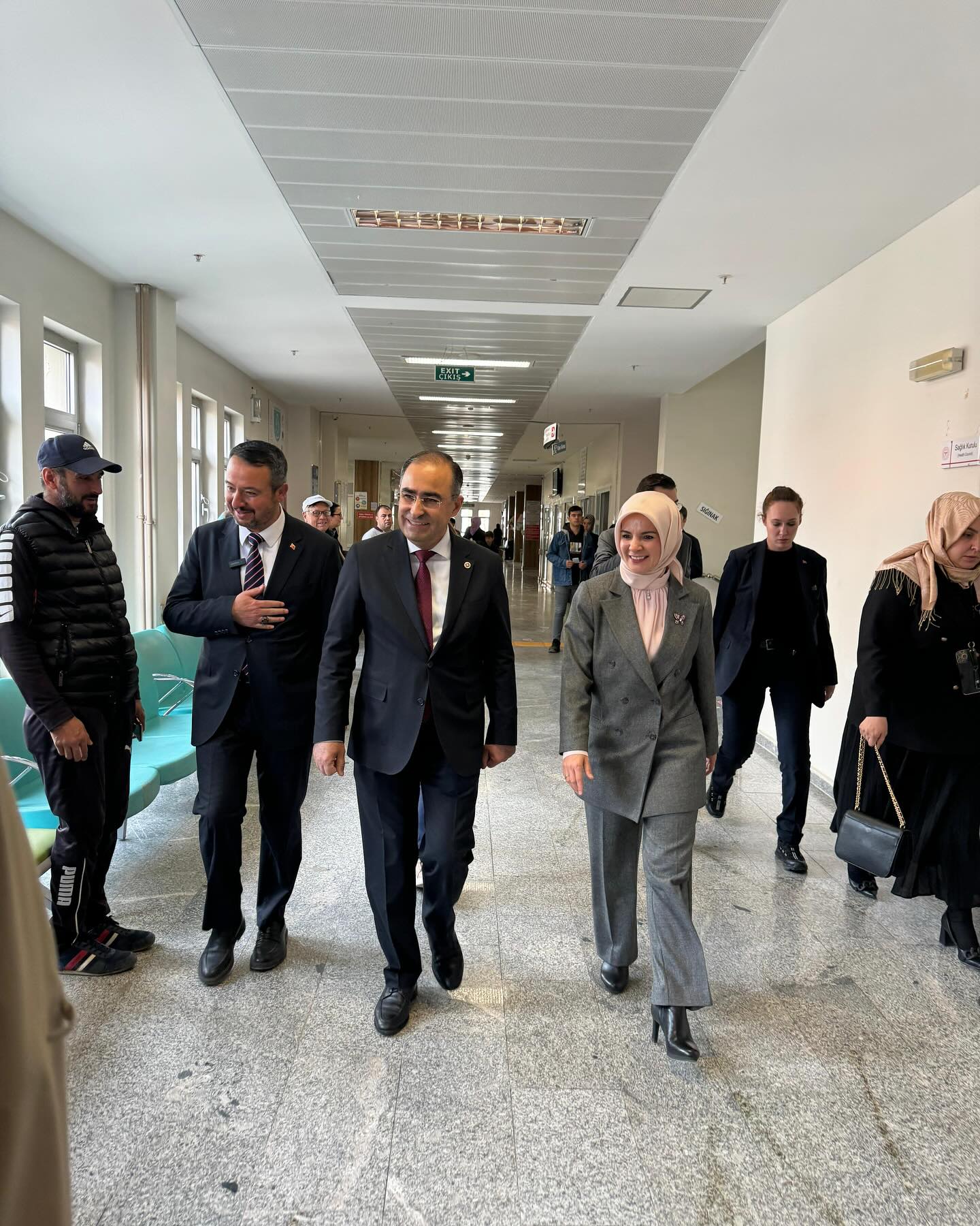 BAKAN GÖKTAŞ'TAN ŞEHİT ANNESİNE ZİYARET