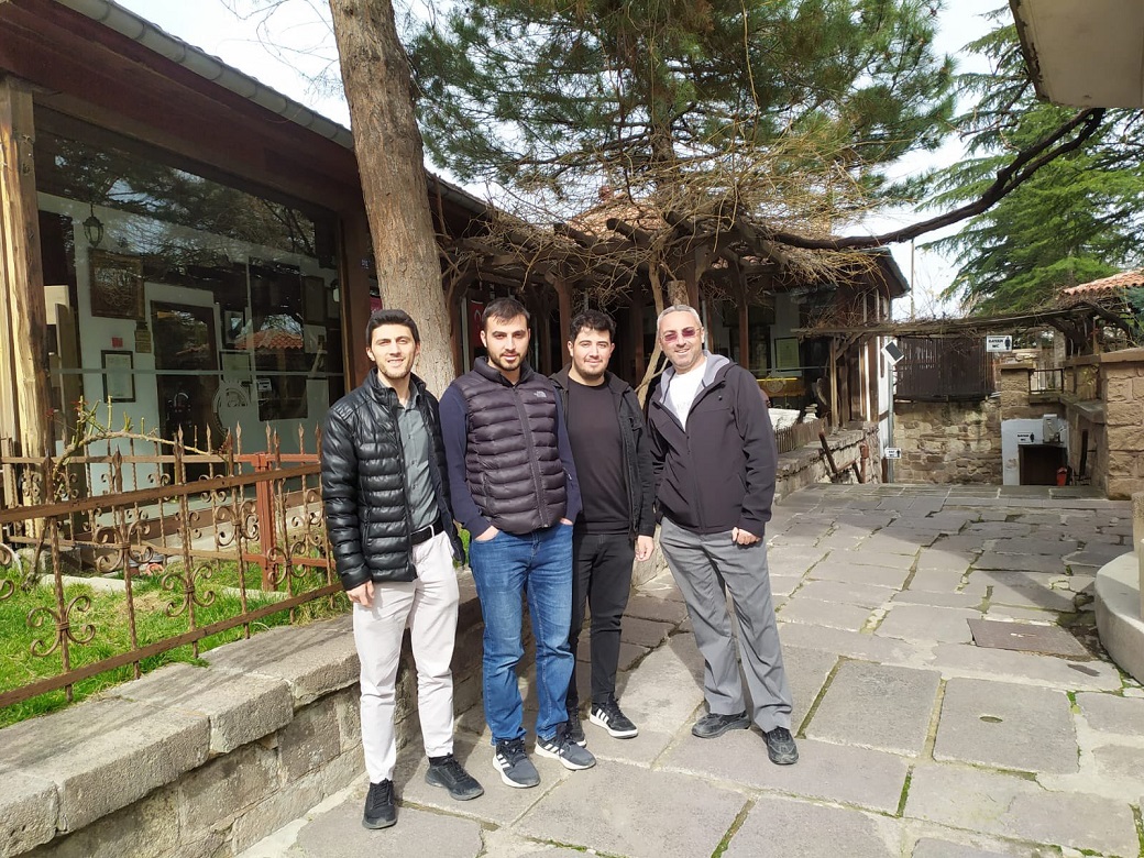 TINAZTEPE YURT MÜDÜRLÜĞÜ ÖĞRENCİLERİ, MEVLEVİ CAMİ VE PAŞA CAMİ'Nİ ZİYARET ETTİ