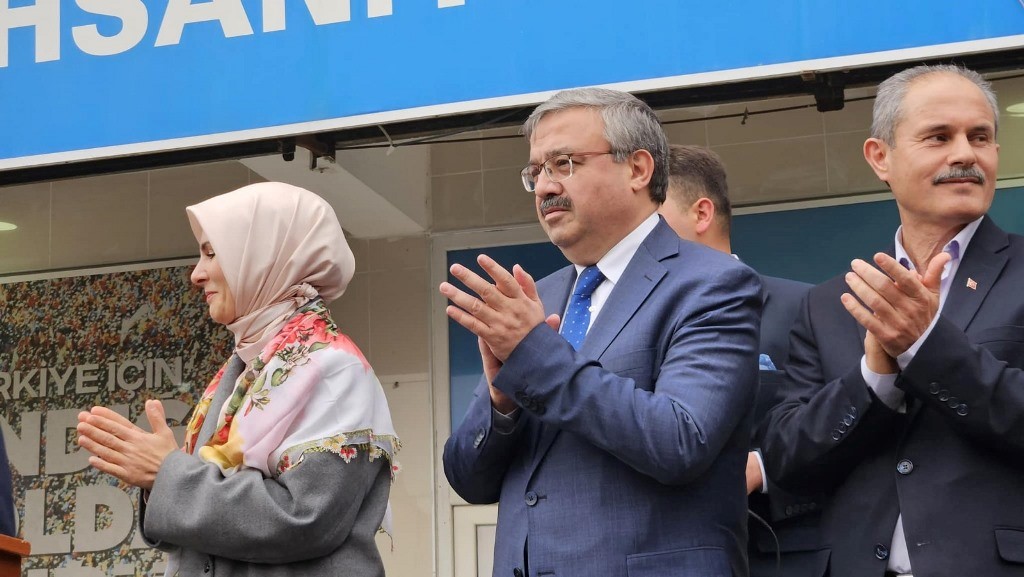 BAKAN GÖKTAŞ VE YURDUNUSEVEN İHSANİYE'Yİ ZİYARET ETTİ
