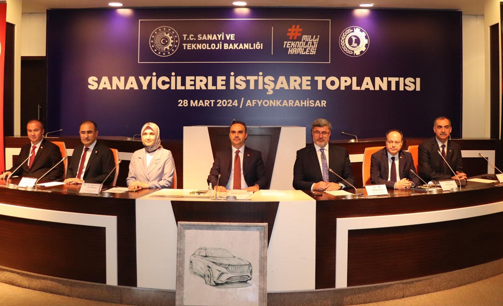 SANAYİ VE TEKNOLOJİ BAKANI KACIR ATSO'DA SANAYİCİ VE İŞ İNSANLARINA HİTAP ETTİ