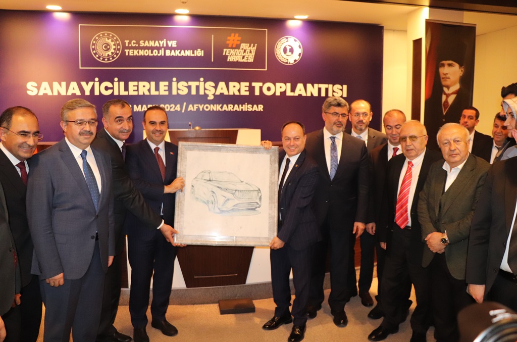 SANAYİ VE TEKNOLOJİ BAKANI KACIR ATSO'DA SANAYİCİ VE İŞ İNSANLARINA HİTAP ETTİ