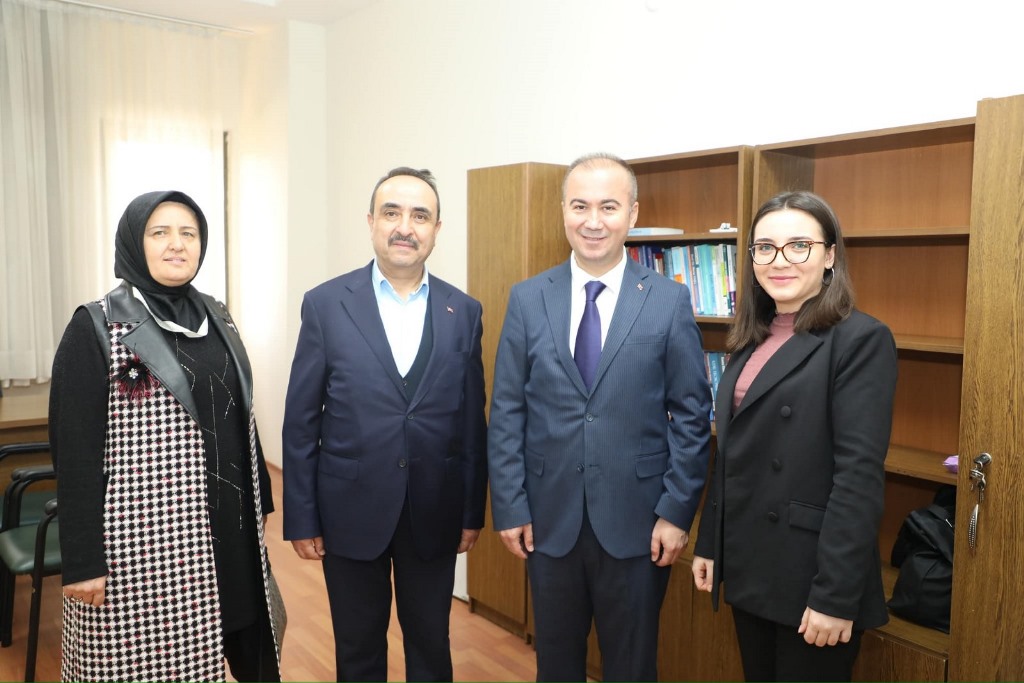 ULUÇAY AFYON KOCATEPE ÜNİVERSİTESİ'Nİ ZİYARET ETTİ