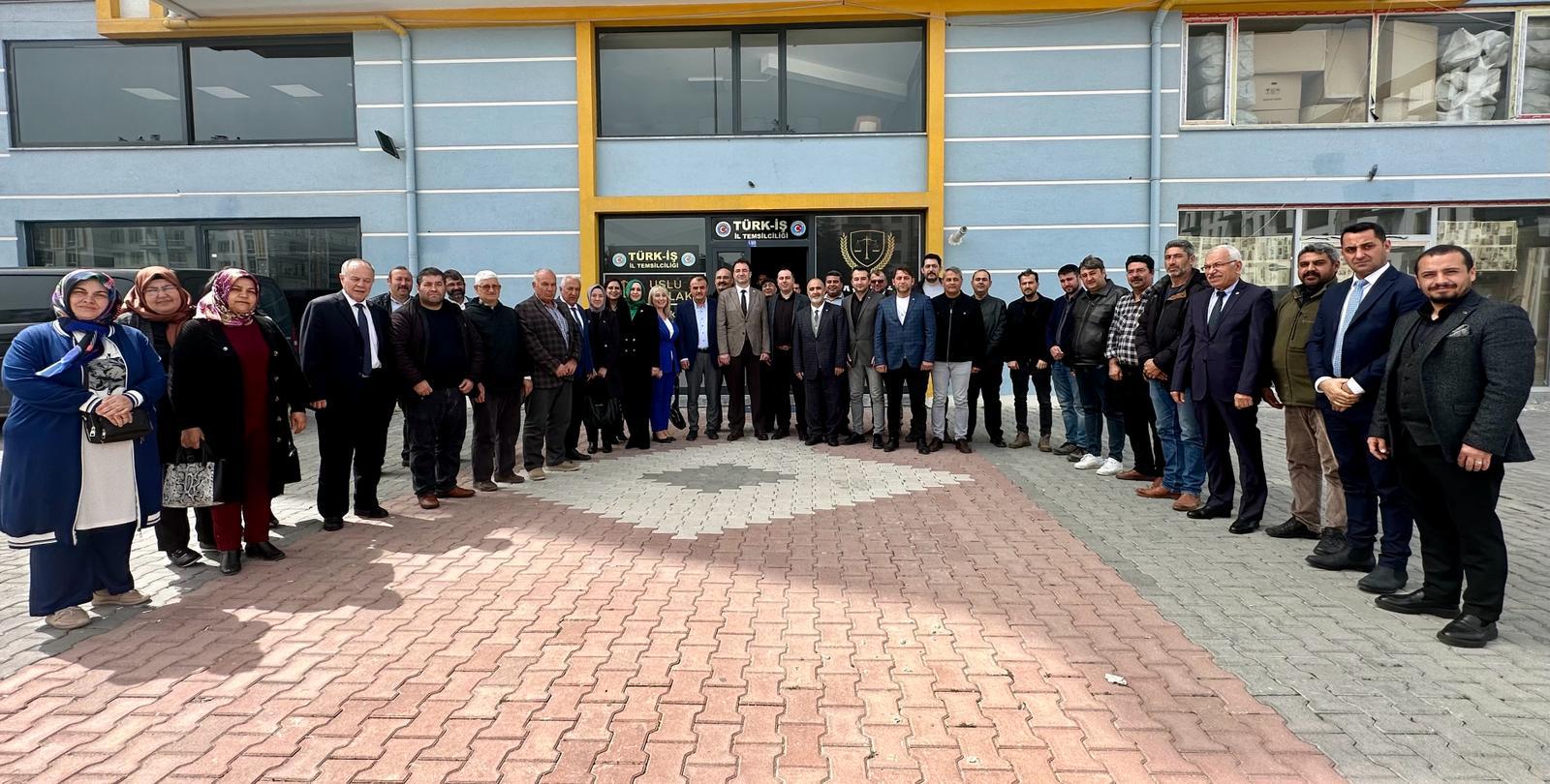 TÜM AFYONKARAHİSARLILARI "MANTIKLI DEĞİŞİM YÜRÜYÜŞÜ"NE BEKLİYORUZ