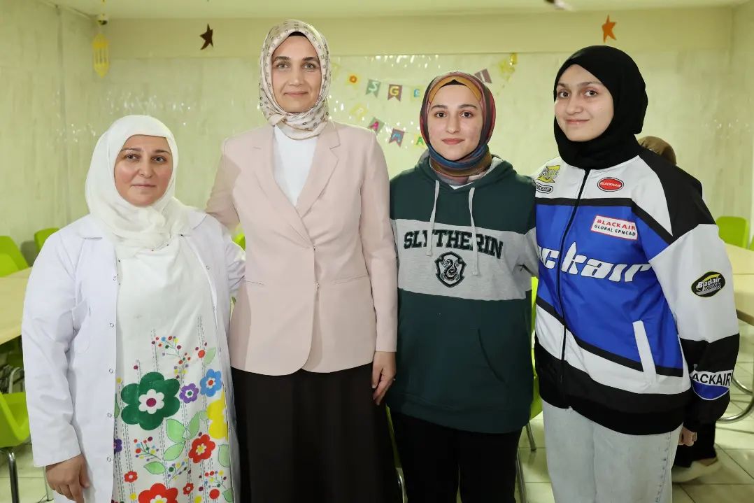 Vali Yiğitbaşı ve Rektör Karakaş, İftar Programına Katıldı