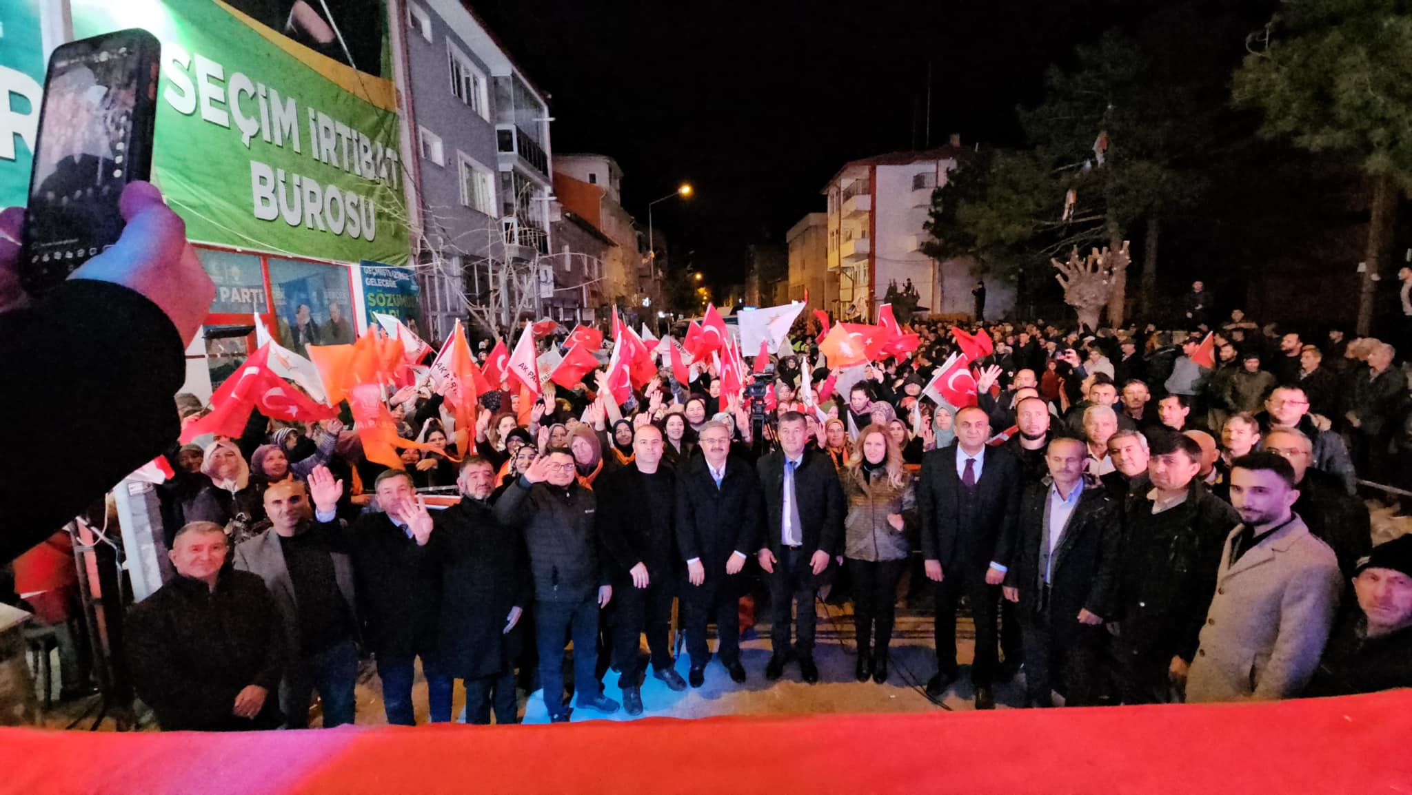 Yurdunuseven, Çay Belediye Başkan Adayı Hüseyin Atlı'nın Seçim Yürüyüşüne Katıldı
