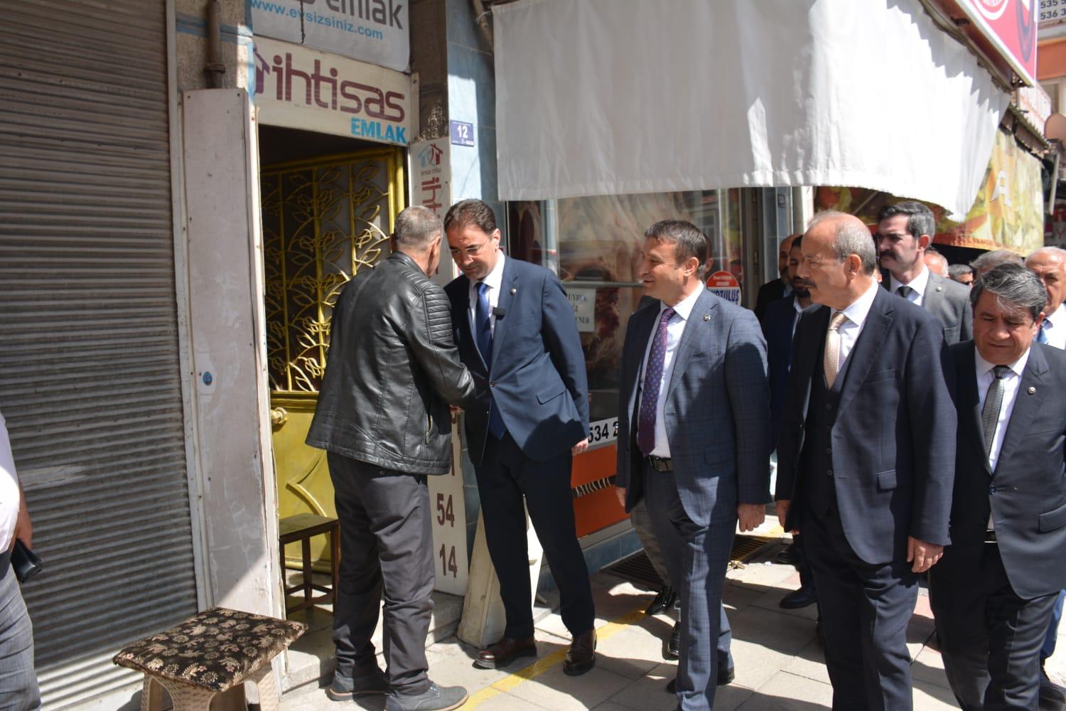 MHP'li Küçükkurt ''Afyon İki Kutuplu Siyasete Mahküm Değil''