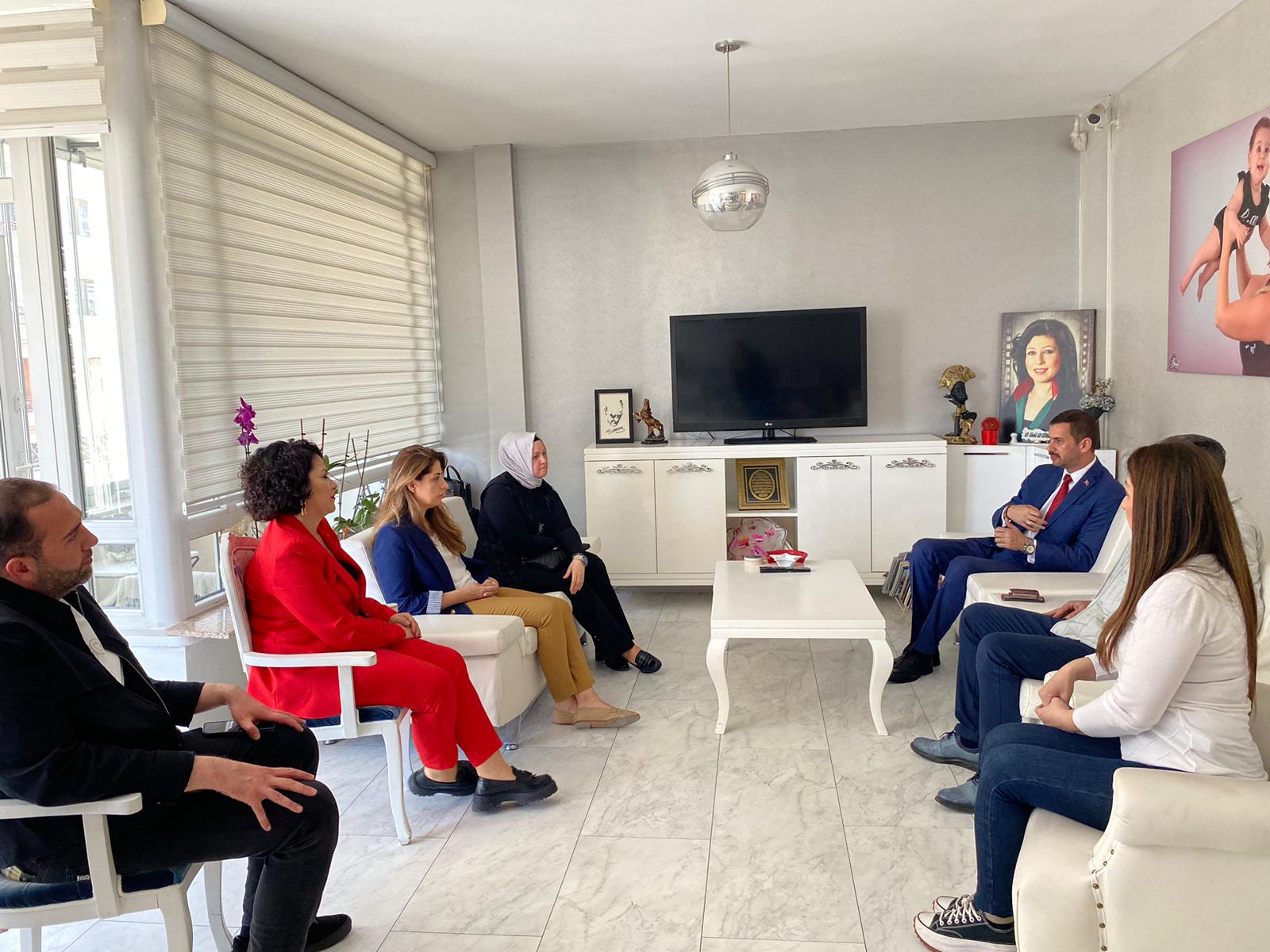 İYİ PARTİ ADAYI YAĞCI’DAN  UGİKAD'A DESTEK SÖZÜ: KADIN İSTİHDAMI ÖNCELİĞİMİZ OLACAK!