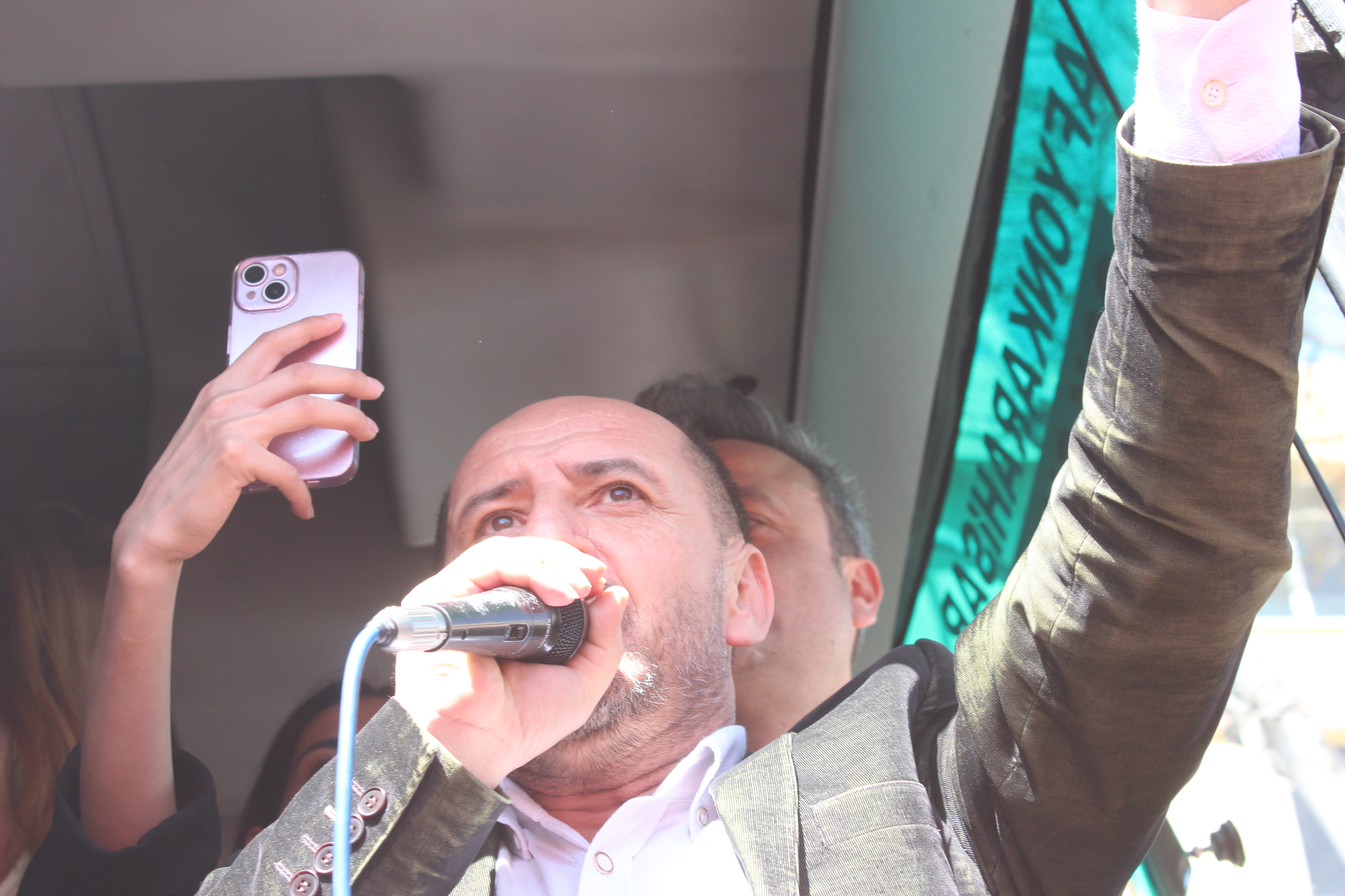 Değişim Rüzgarı Afyonkarahisar'da: CHP'nin İddialı Yürüyüşü!