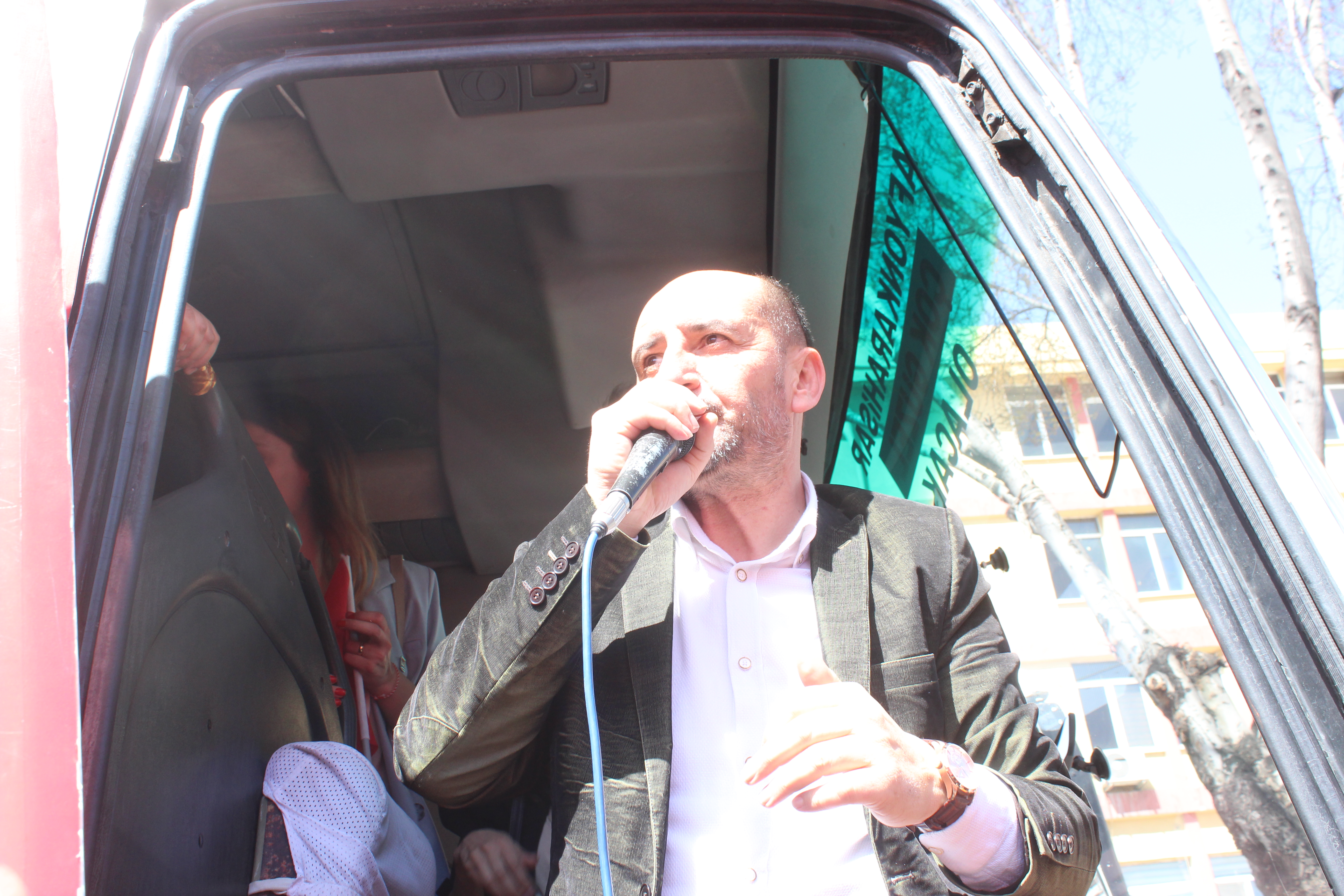Değişim Rüzgarı Afyonkarahisar'da: CHP'nin İddialı Yürüyüşü!