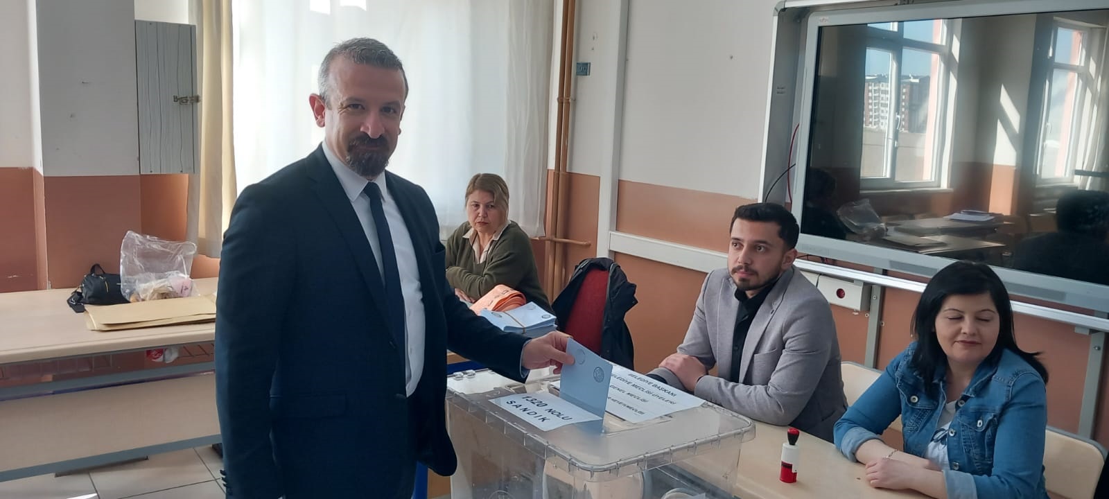 “ARTIK SON SÖZÜ OYLARIYLA HALKIMIZ SÖYLEYECEK”