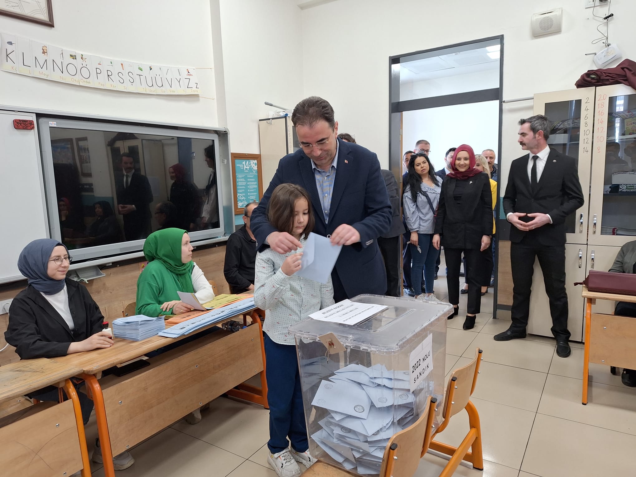 SEZER KÜÇÜKKURT OYUNU KULLANDI İLK SÖZLERİ NE OLDU ?