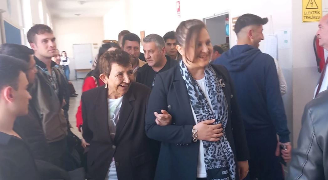 KÖKSAL'DAN KAMUOYUNA MESAJ NİTELİĞİNDE FOTOGRAF