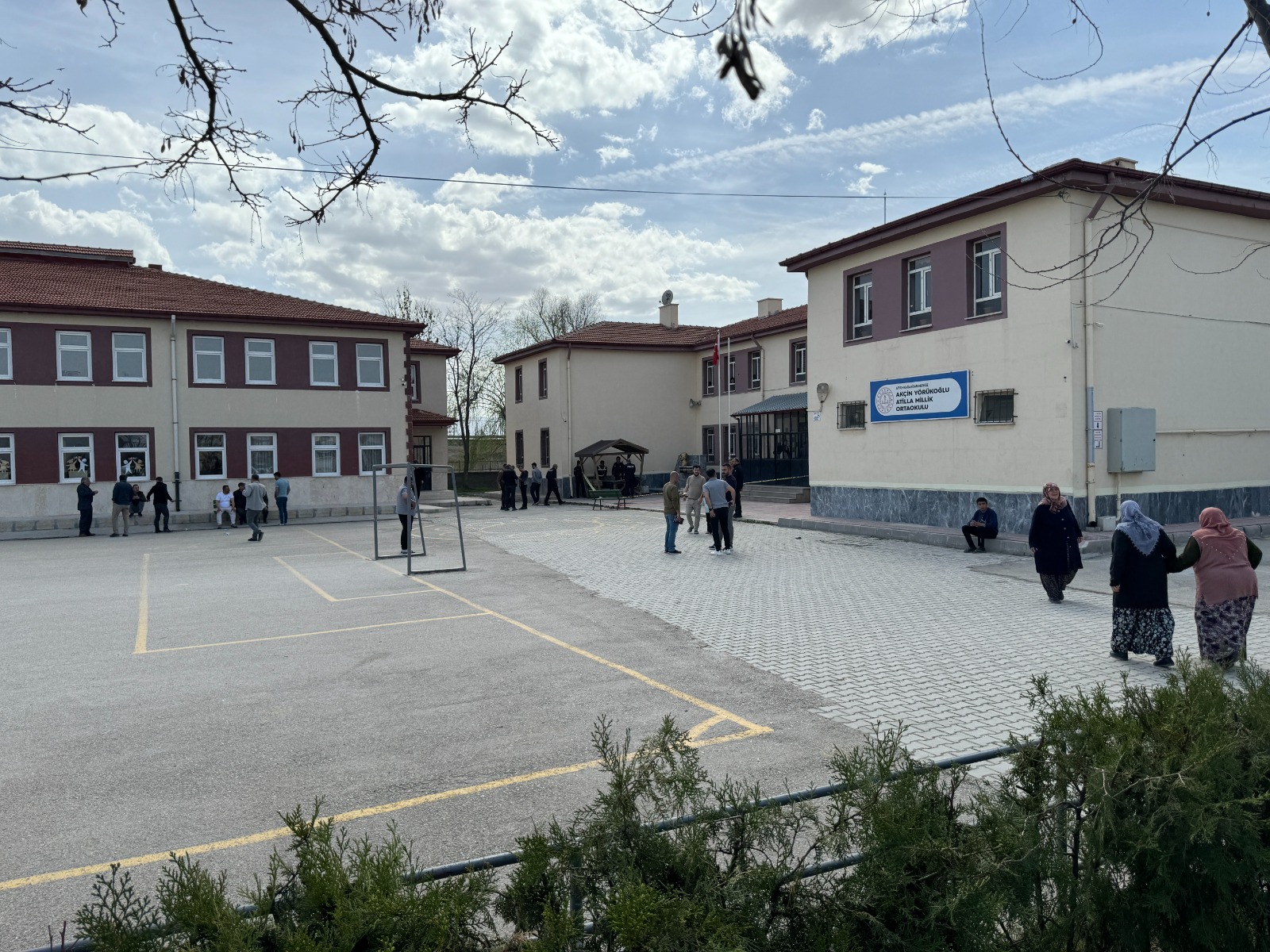 Afyon'da Seçimde Kan Aktı İşte Olay Yerinden ilk Görüntü