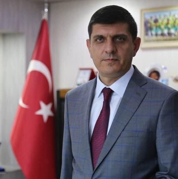 Eski Başkan Taşpınar ''Halkımız Yetkiyi Halil Aygün'e Verdi Başarılar Dilerim''