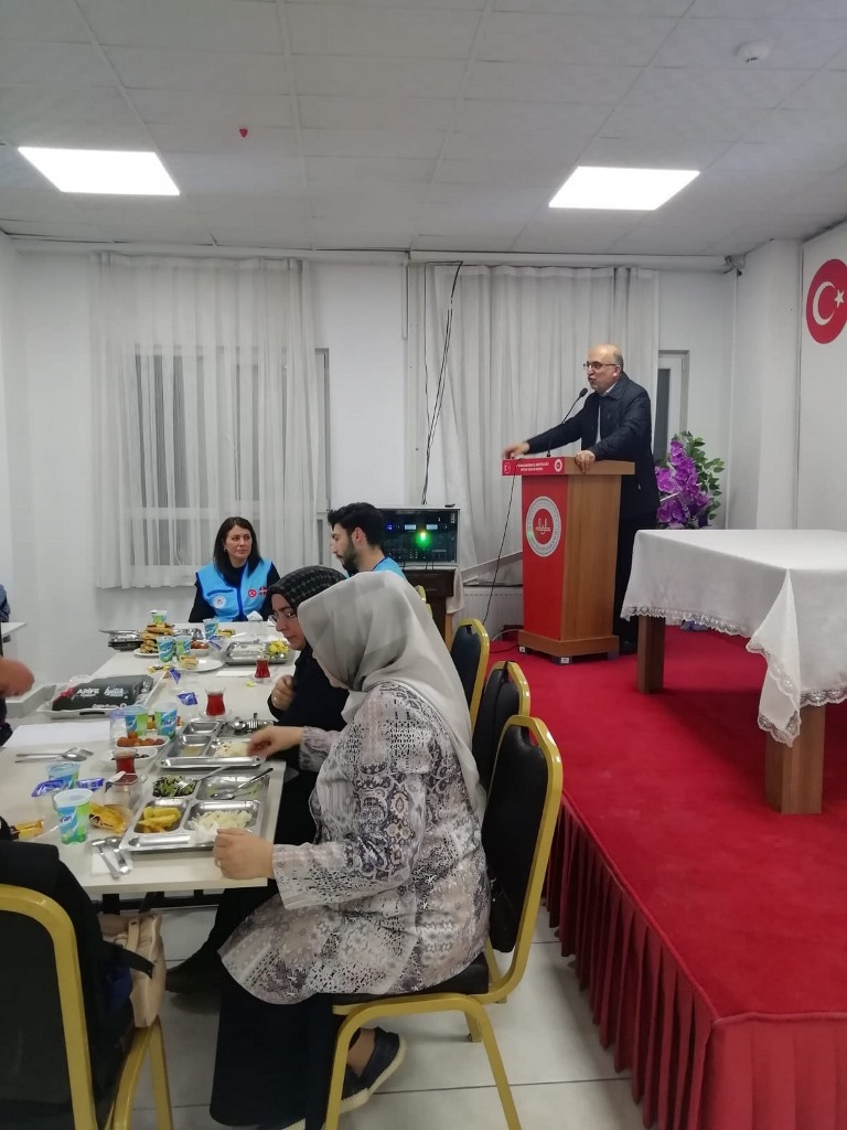 TDV AFYON KADIN KOLLARI İFTAR PROGRAMI DÜZENLEDİ