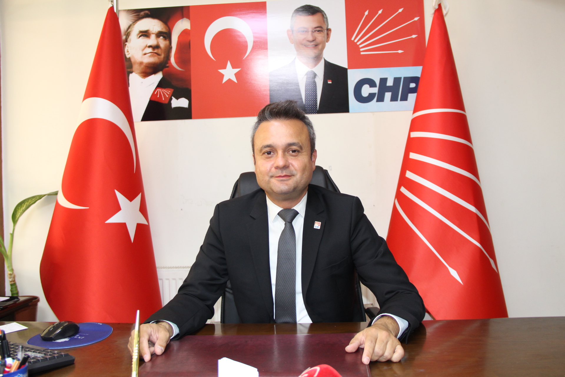 ERHAN TÜRKELİNE KONUŞTU "AFYONKARAHİSAR OLSA OLSA CUMHURİYET HALK PARTİSİ'NİN KALESİ OLUR"