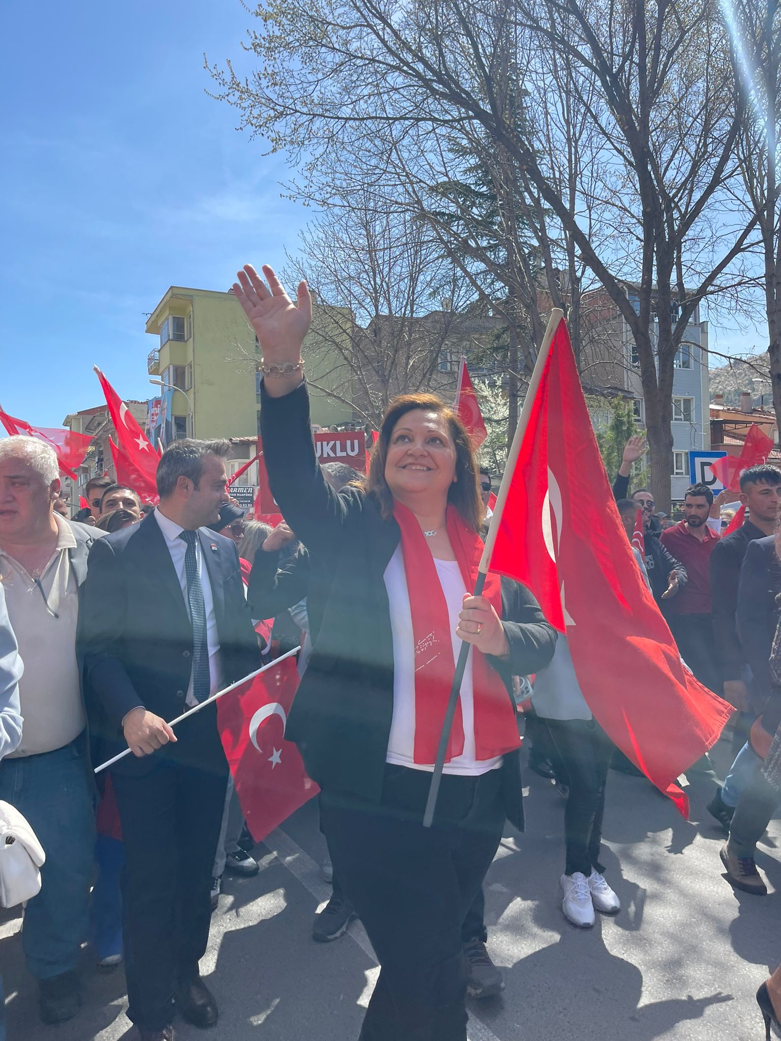 ERHAN TÜRKELİNE KONUŞTU "AFYONKARAHİSAR OLSA OLSA CUMHURİYET HALK PARTİSİ'NİN KALESİ OLUR"