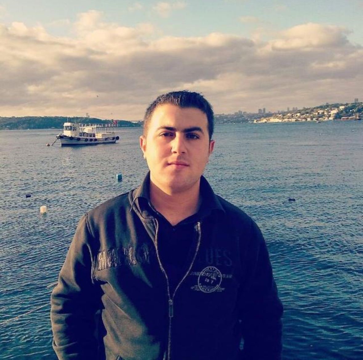 Baba Dehşeti: 1 Kızını Öldürdü, Diğerini Yaraladı