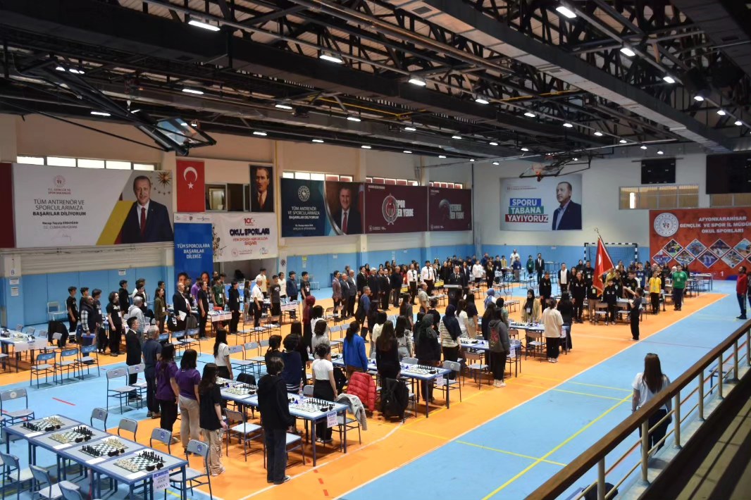 Afyonkarahisar’da Okul Sporları Santranç Müsabakaları Başladı