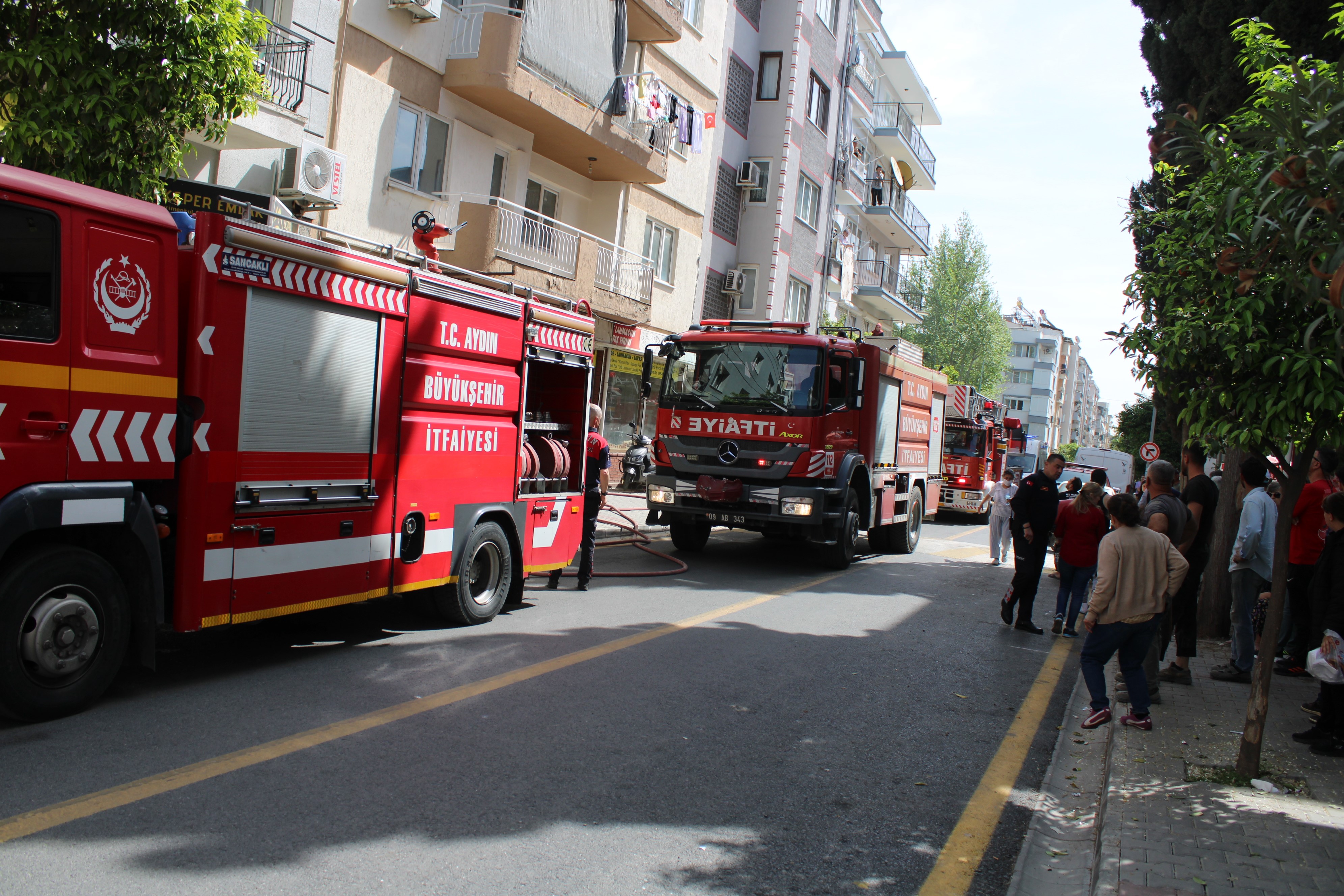 Küçük Çocuk Çakmakla Oynarken Evi Yaktı