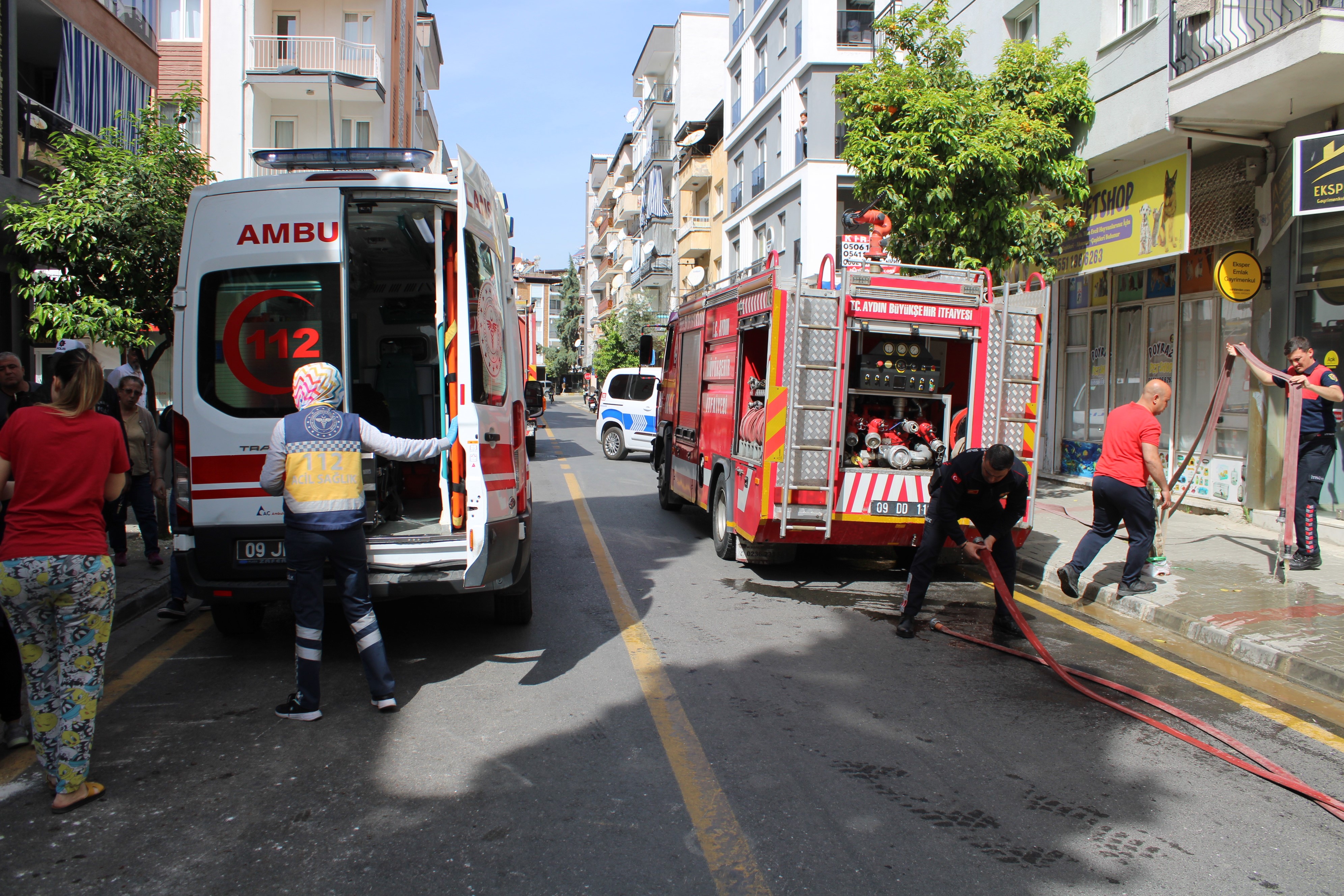 Küçük Çocuk Çakmakla Oynarken Evi Yaktı