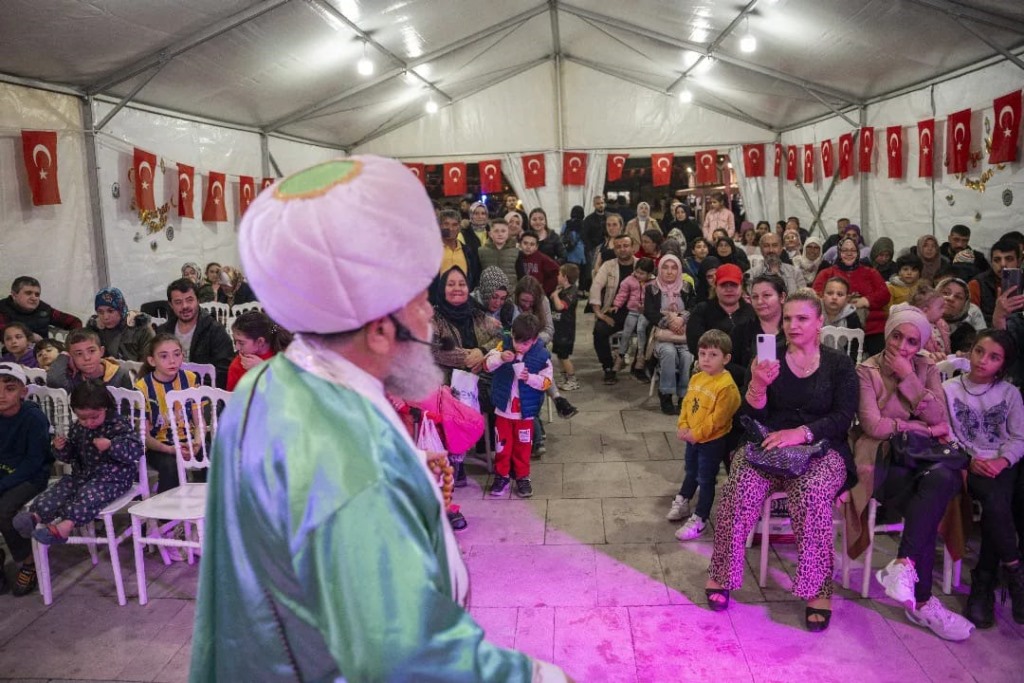 EĞLENCELİ AKTİVİTELERLE RAMAZAN YAŞATILIYOR
