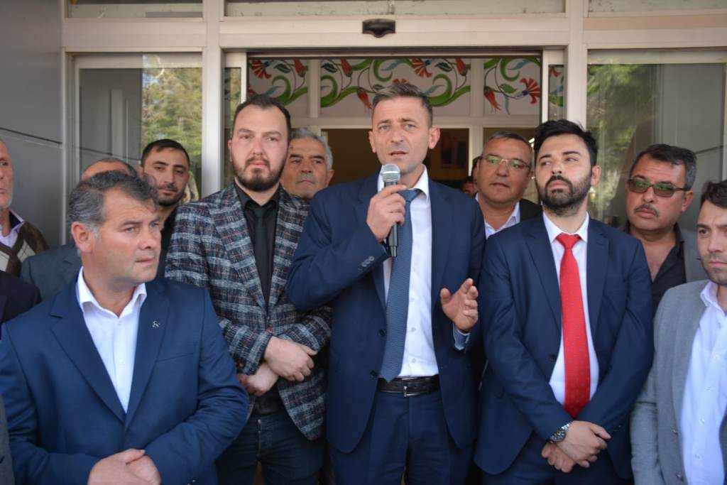 SİNANPAŞA BELEDİYE BAŞKANI TOLGA YILDIRIM MAZBATASINI ALDI