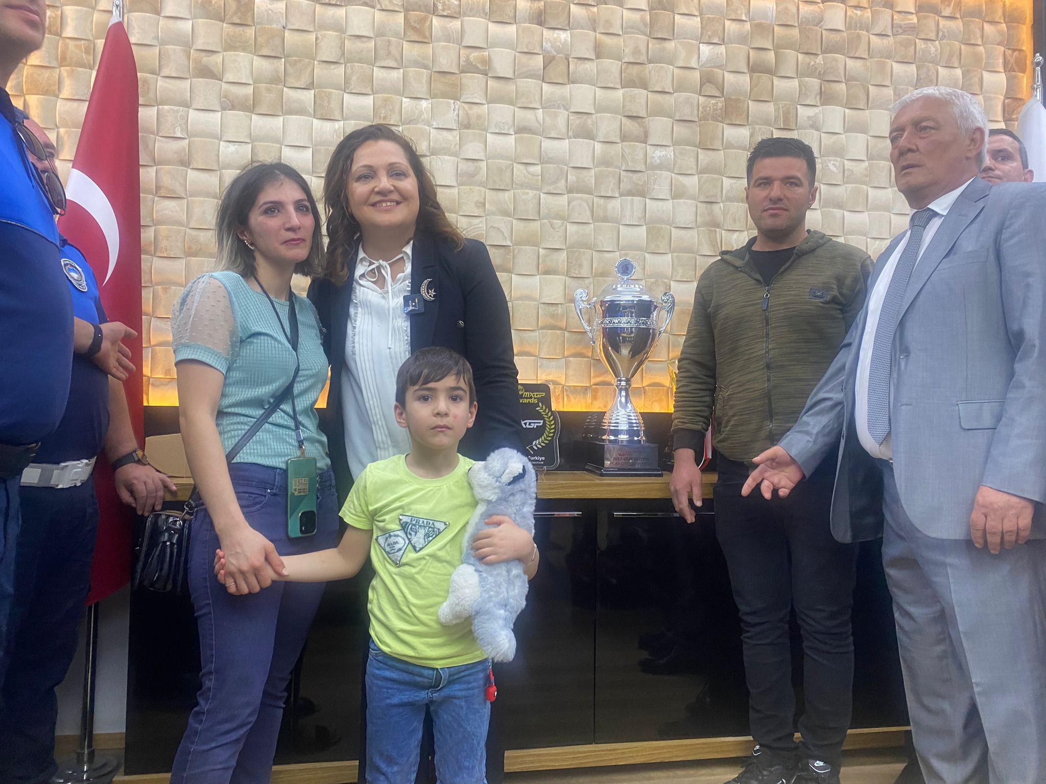 Makamının Kapılarını Afyonlulara Açtı