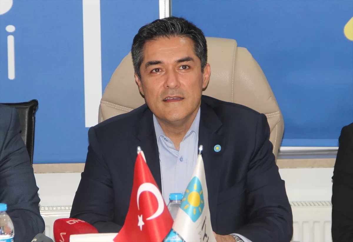 İYİ Partili Kavuncu İstifa Etti