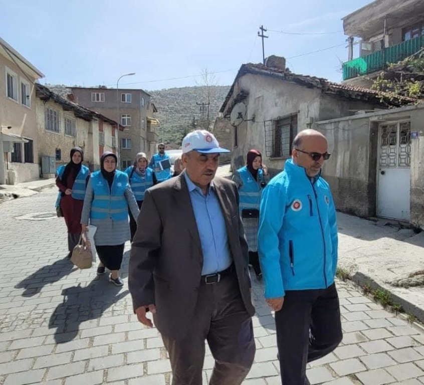 TDV İHTİYAÇ SAHİPLERİNE ULAŞMAYA DEVAM EDİYOR